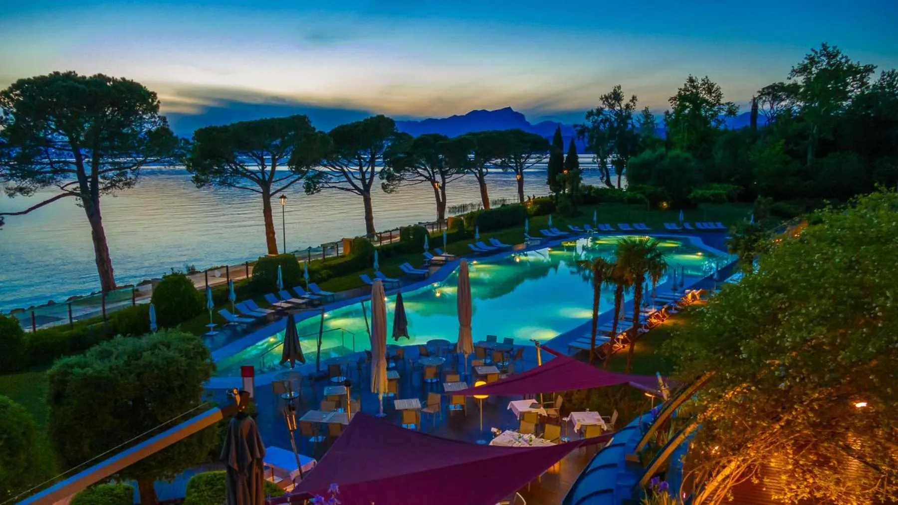 Swimming pool in Hotel Corte Valier