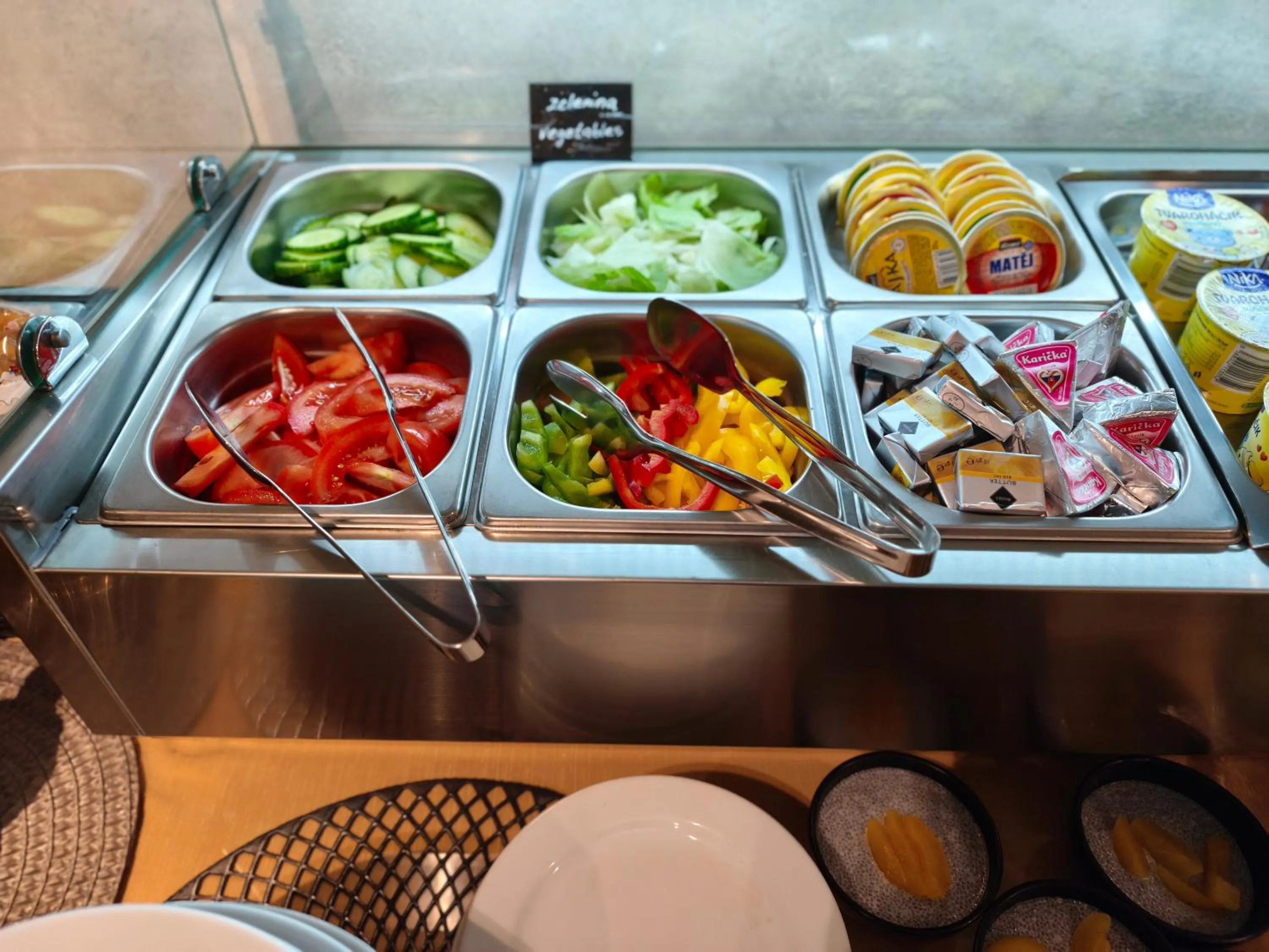 Breakfast in Felicity Garni Hotel