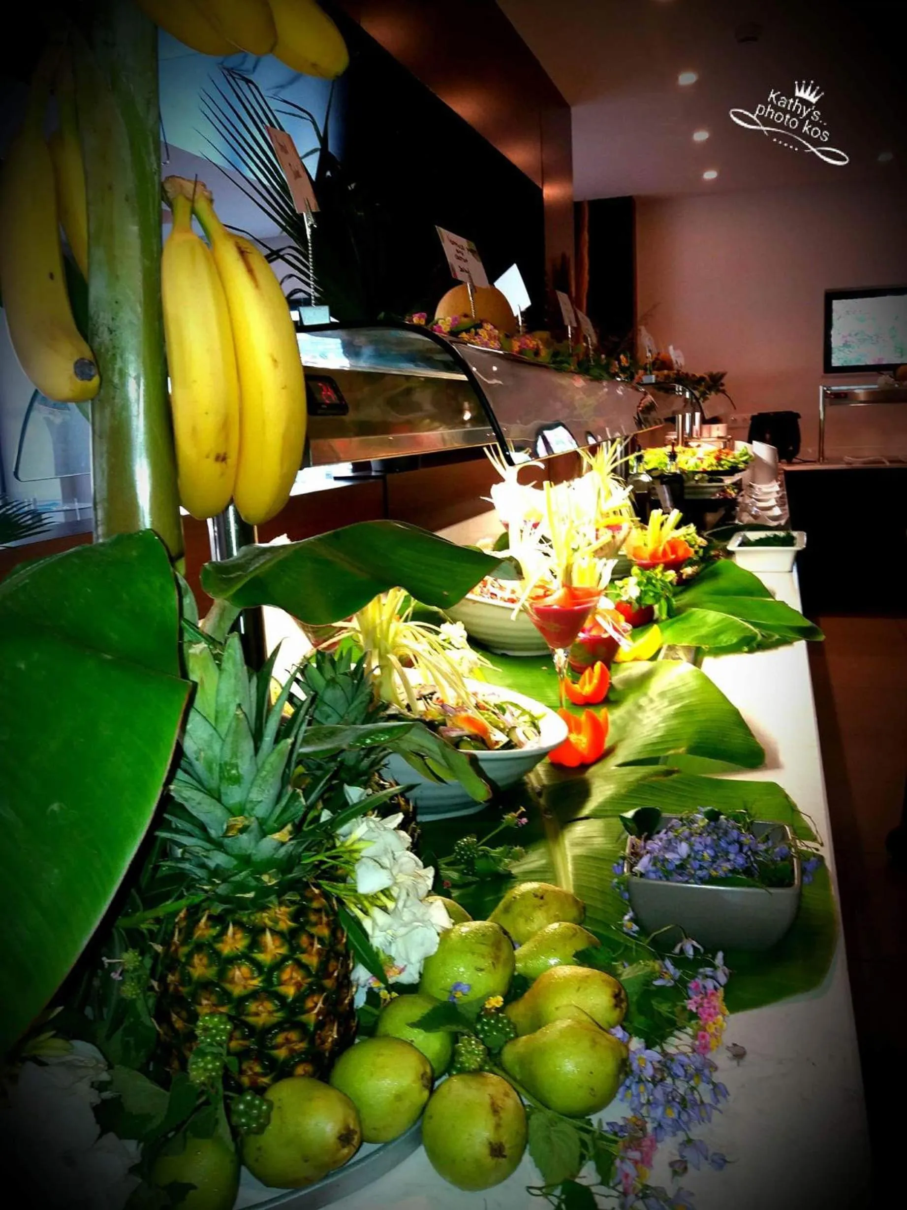 Food in Cosmopolitan Hotel