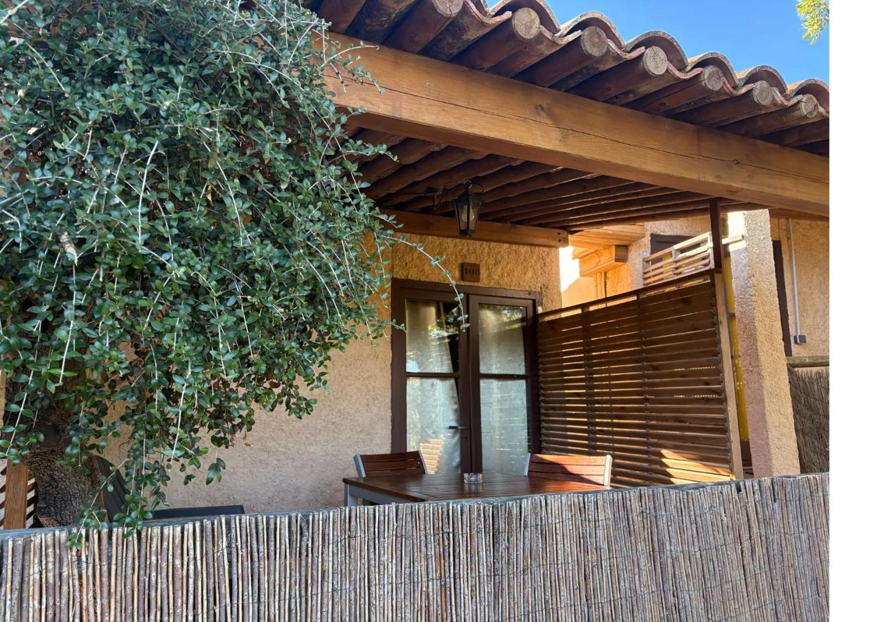 Balcony/Terrace in Bungalows Du Maquis