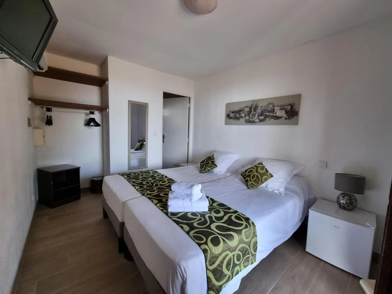 Bed in Bungalows Du Maquis