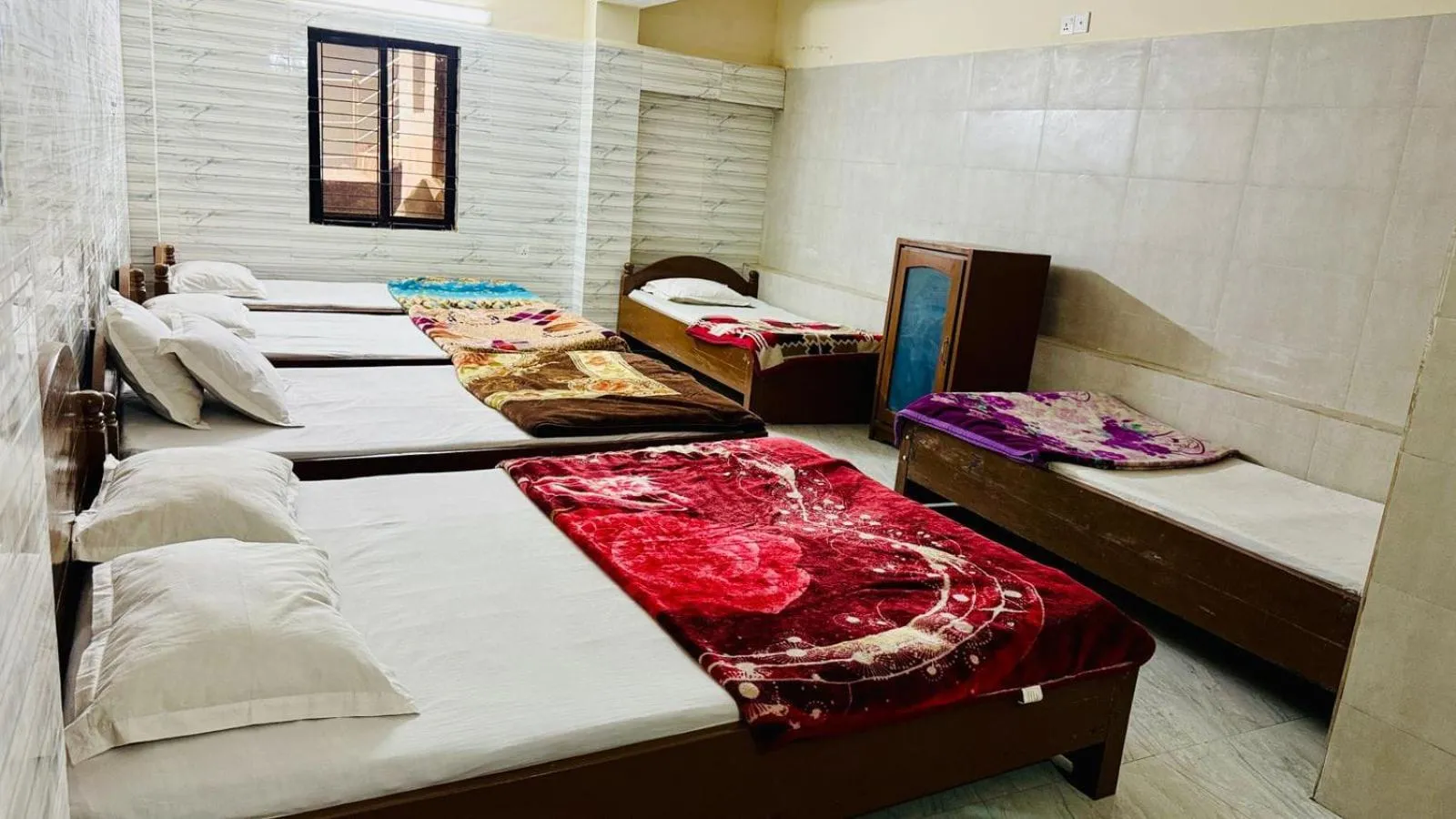 Bed in Hotel Green Land