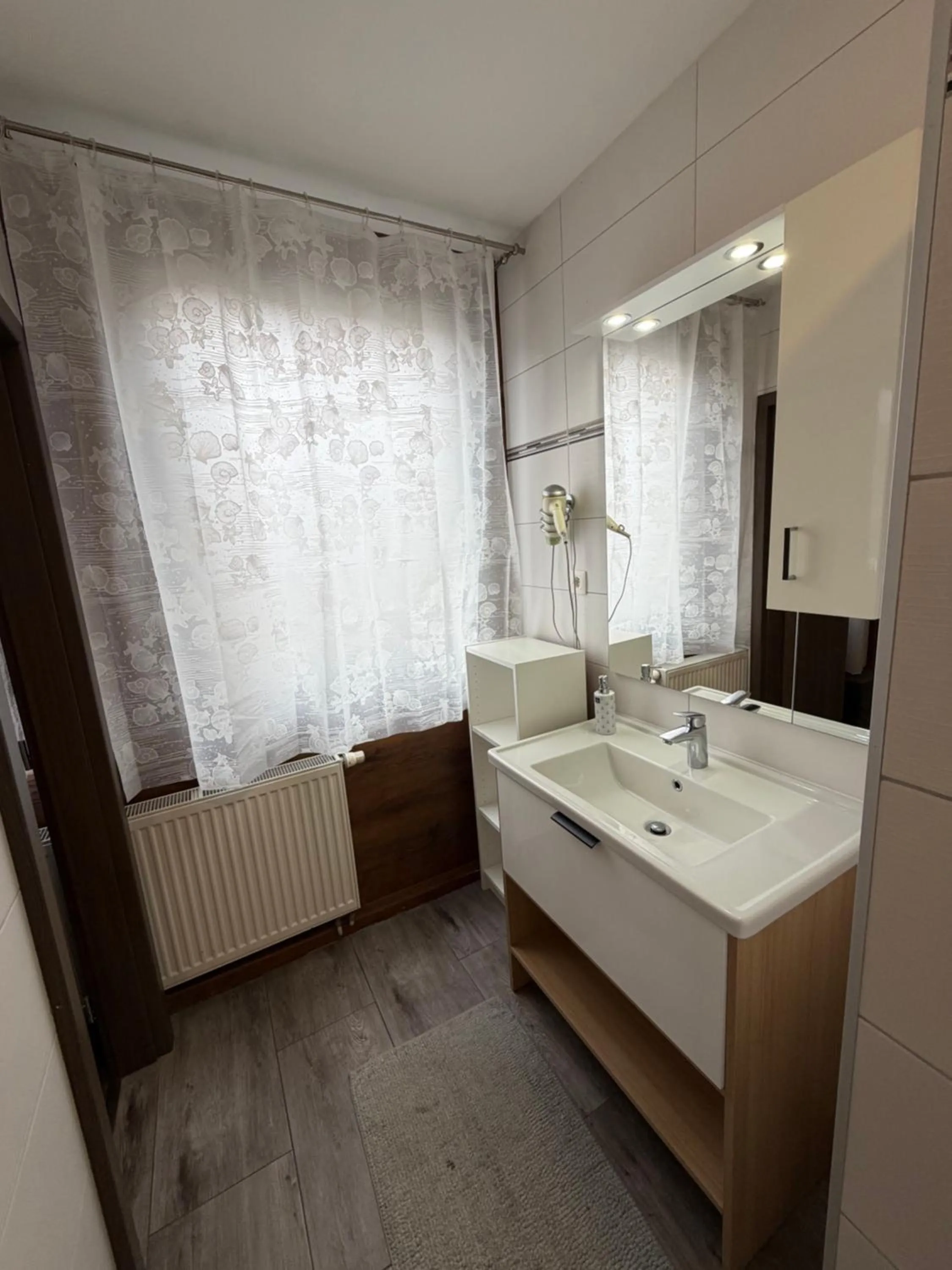 Bathroom in Botel Gracia