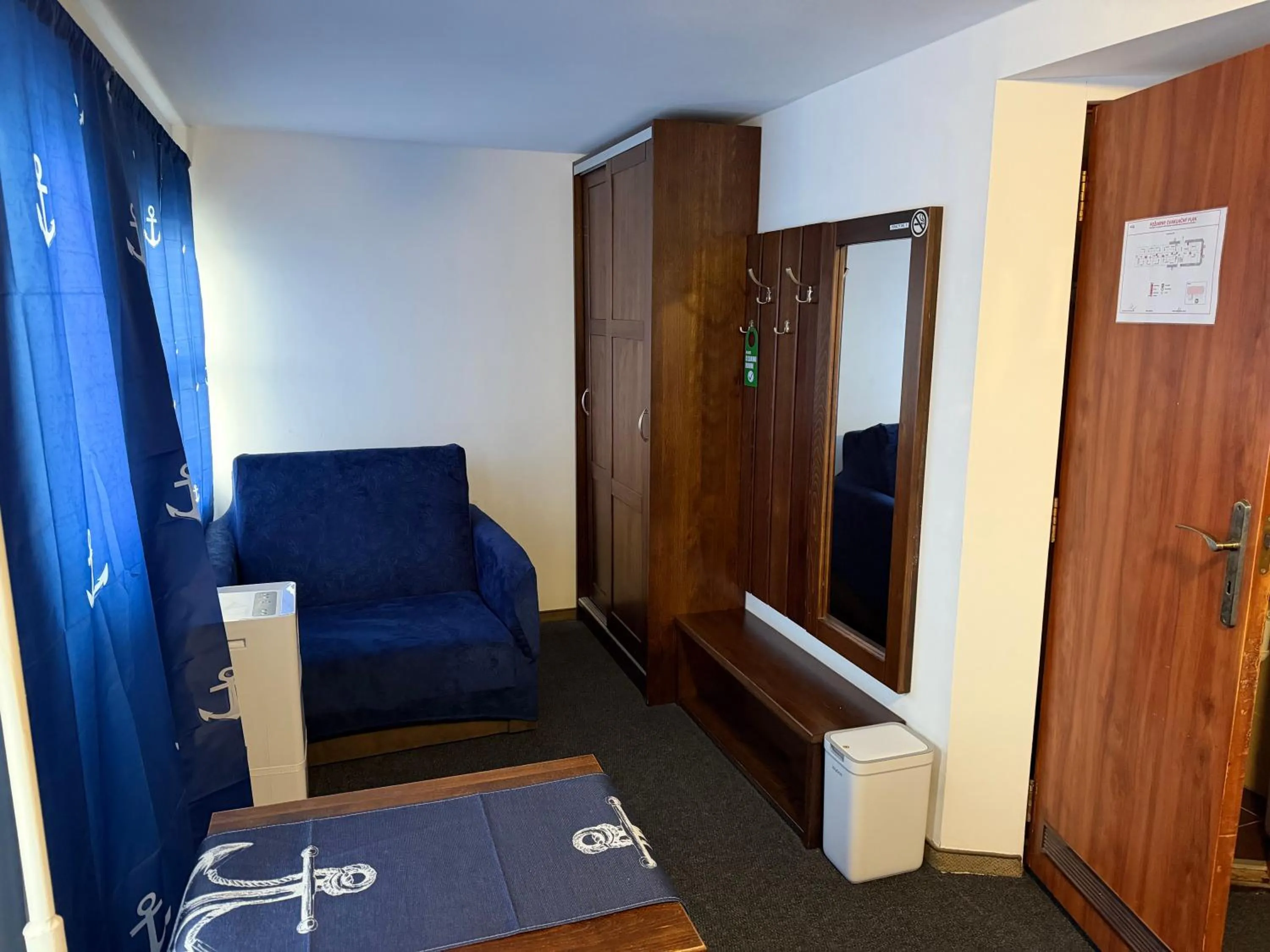 Photo of the whole room, Bed in Botel Gracia