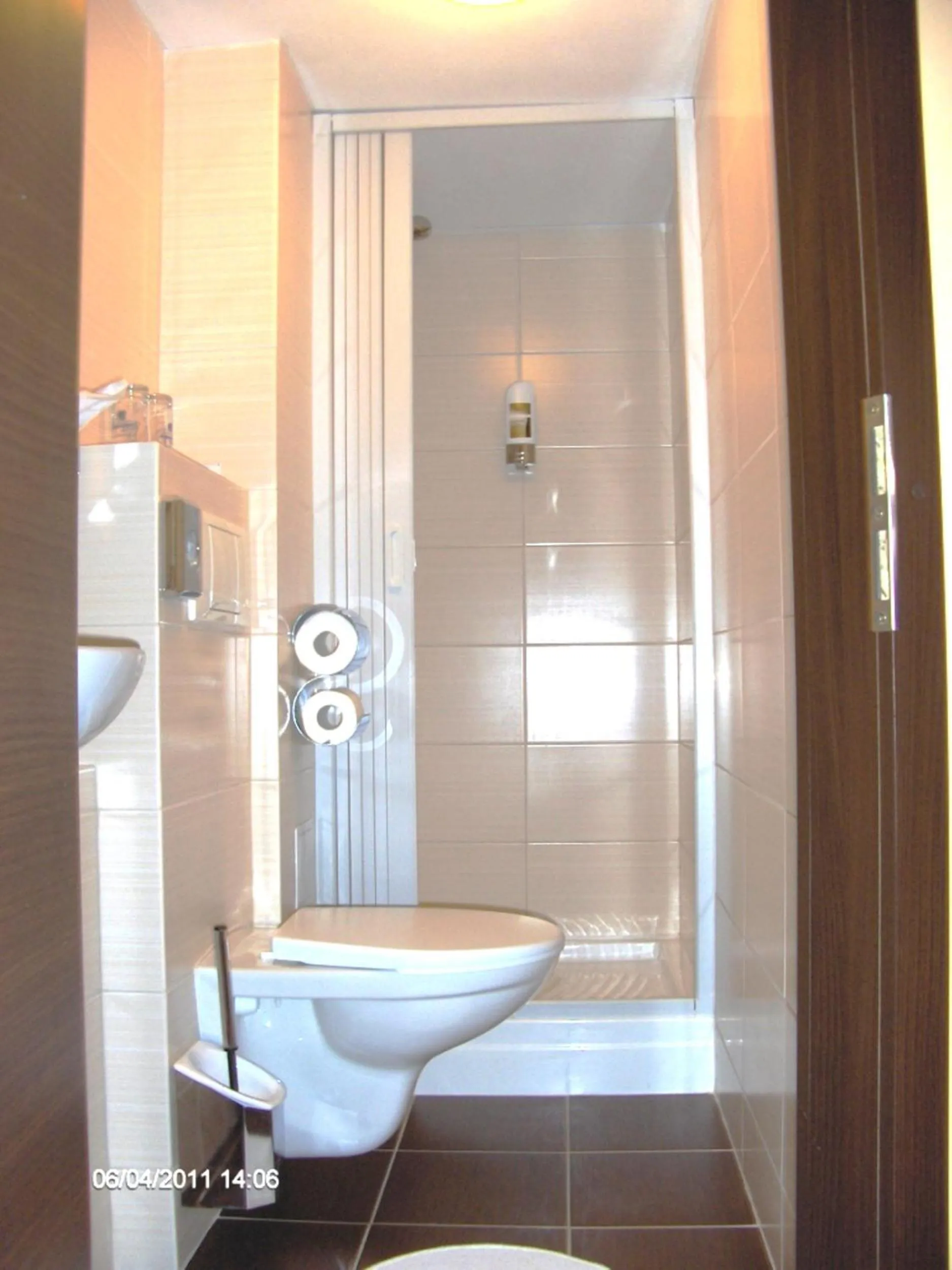 Bathroom in Botel Gracia