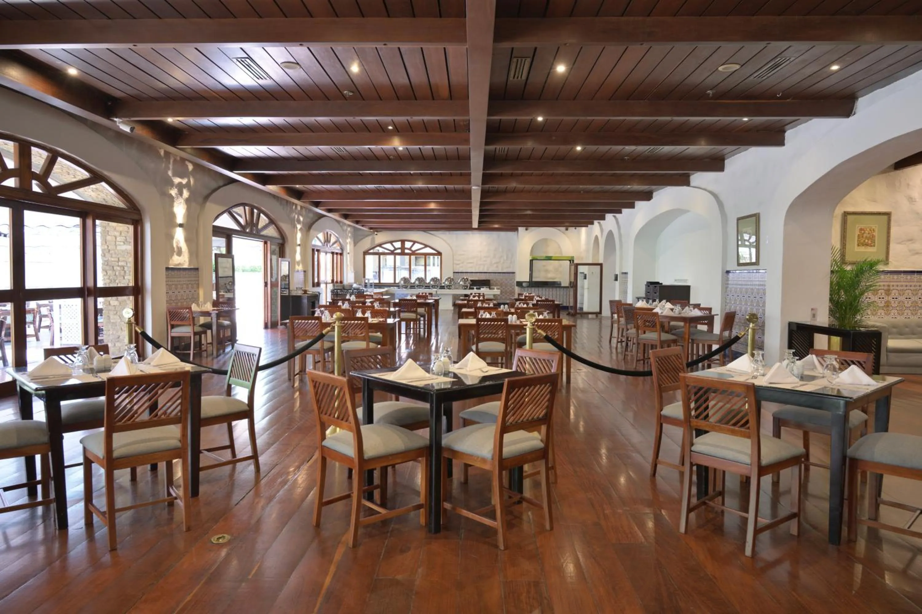 Restaurant/places to eat in Meliá Caracas