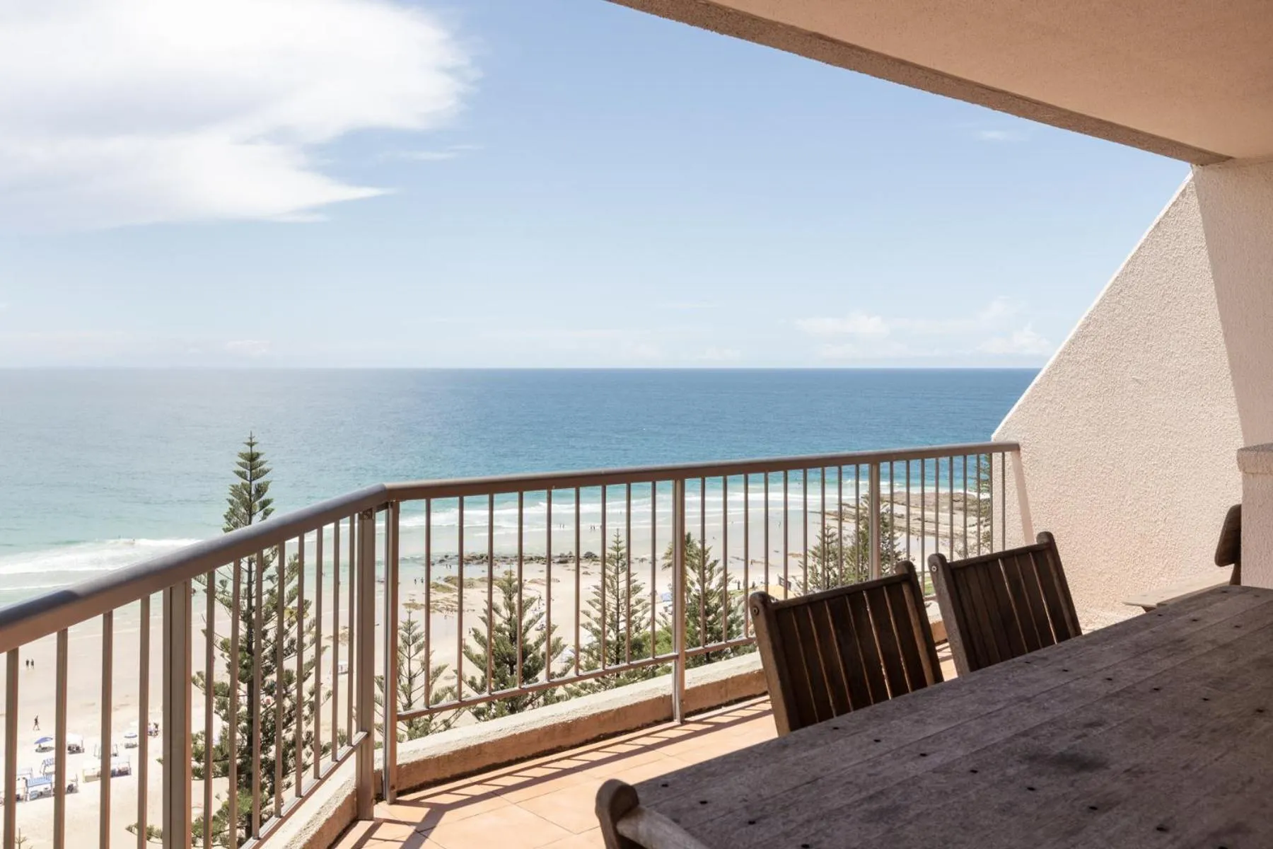 Columbia Beachfront Apartments on Rainbow Bay