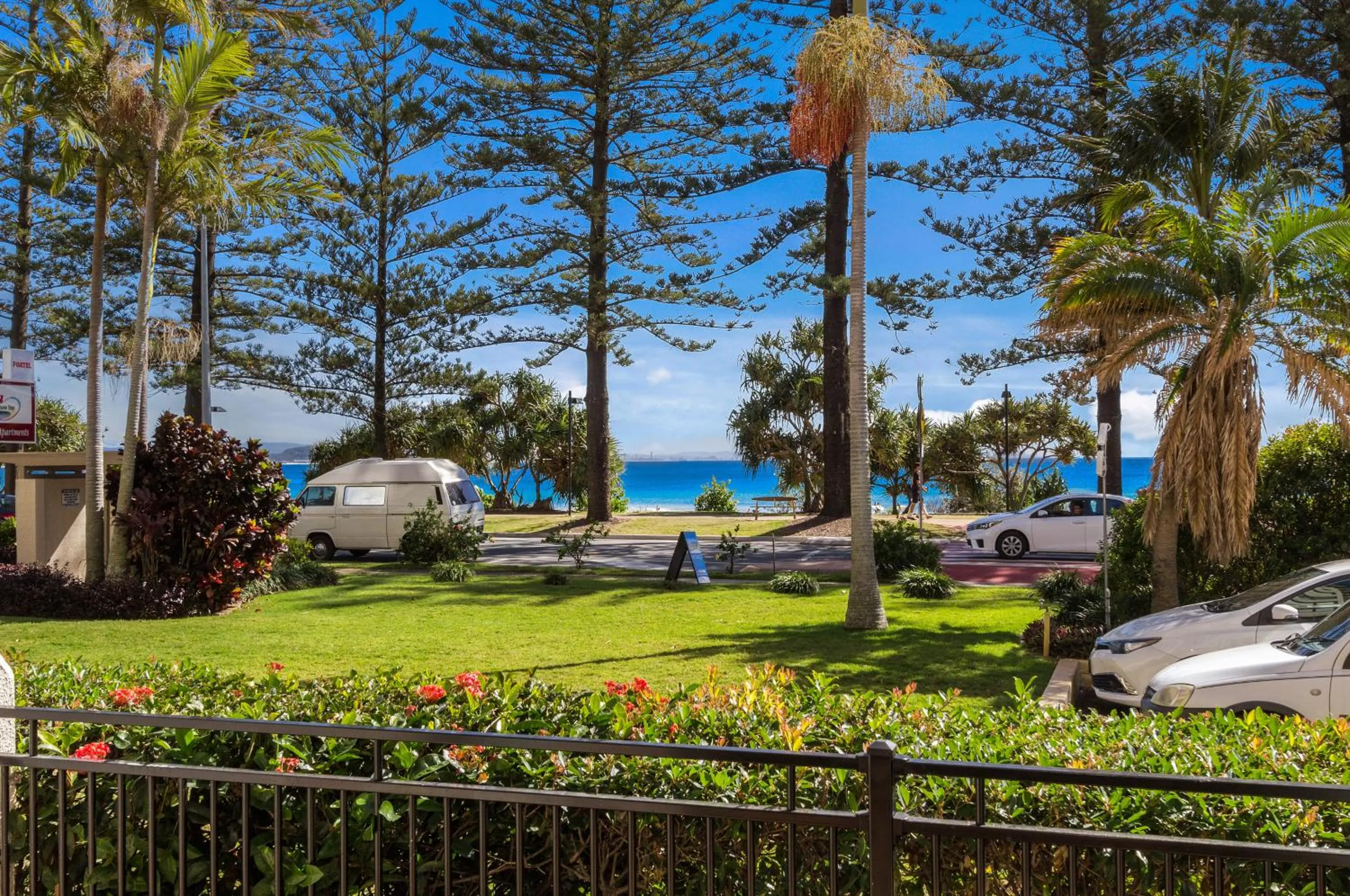 Columbia Beachfront Apartments on Rainbow Bay