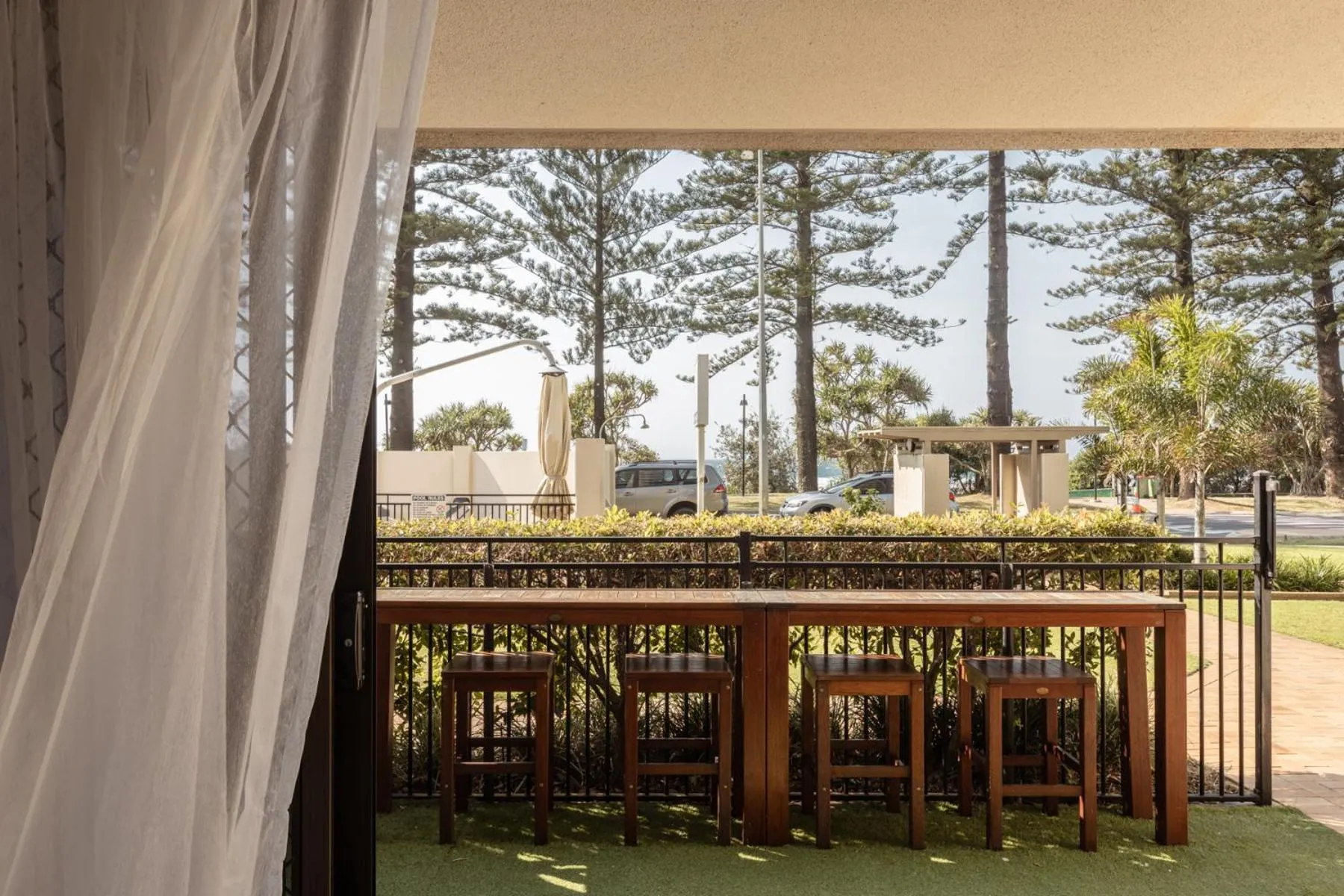 Columbia Beachfront Apartments on Rainbow Bay