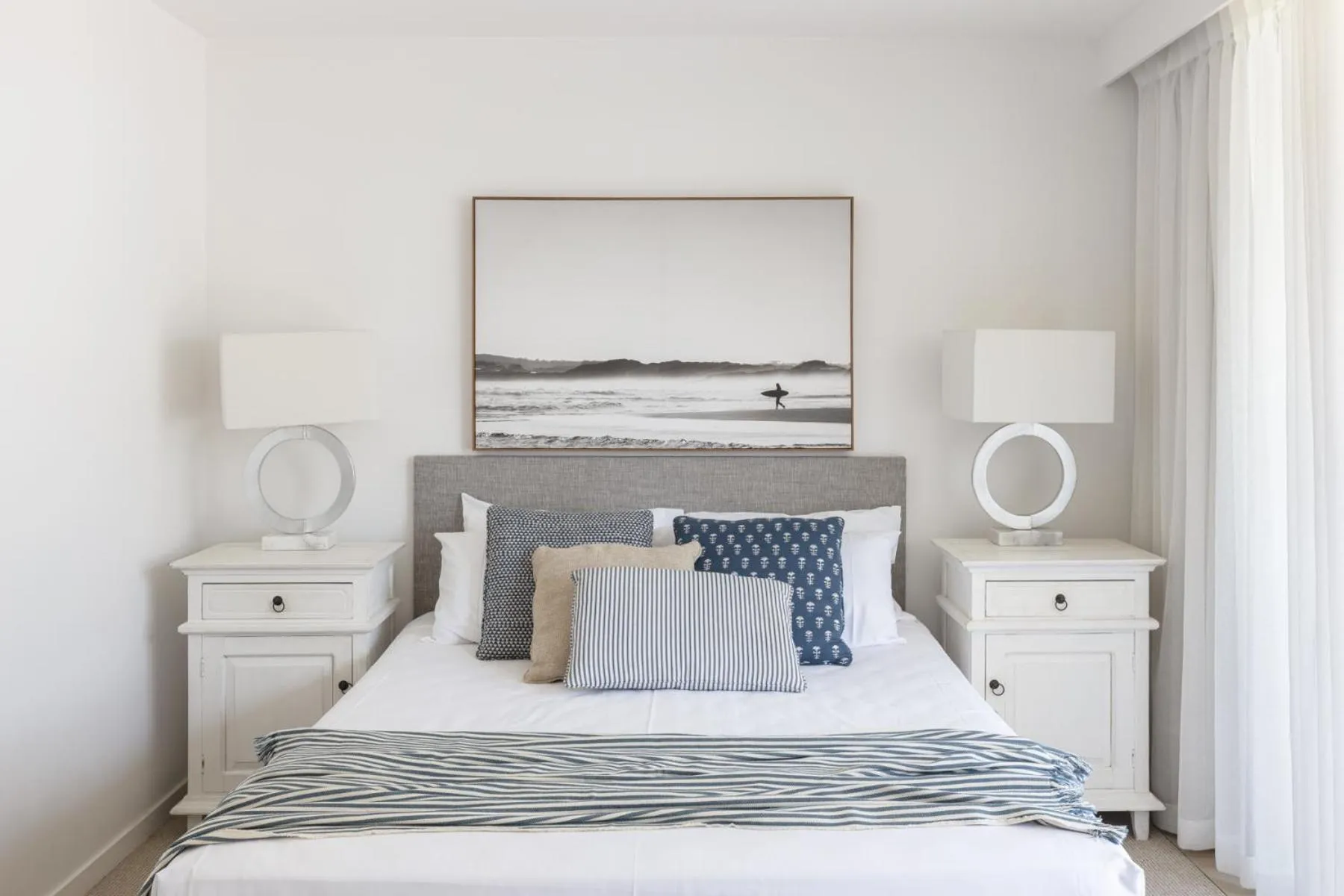 Bed in Columbia Beachfront Apartments on Rainbow Bay