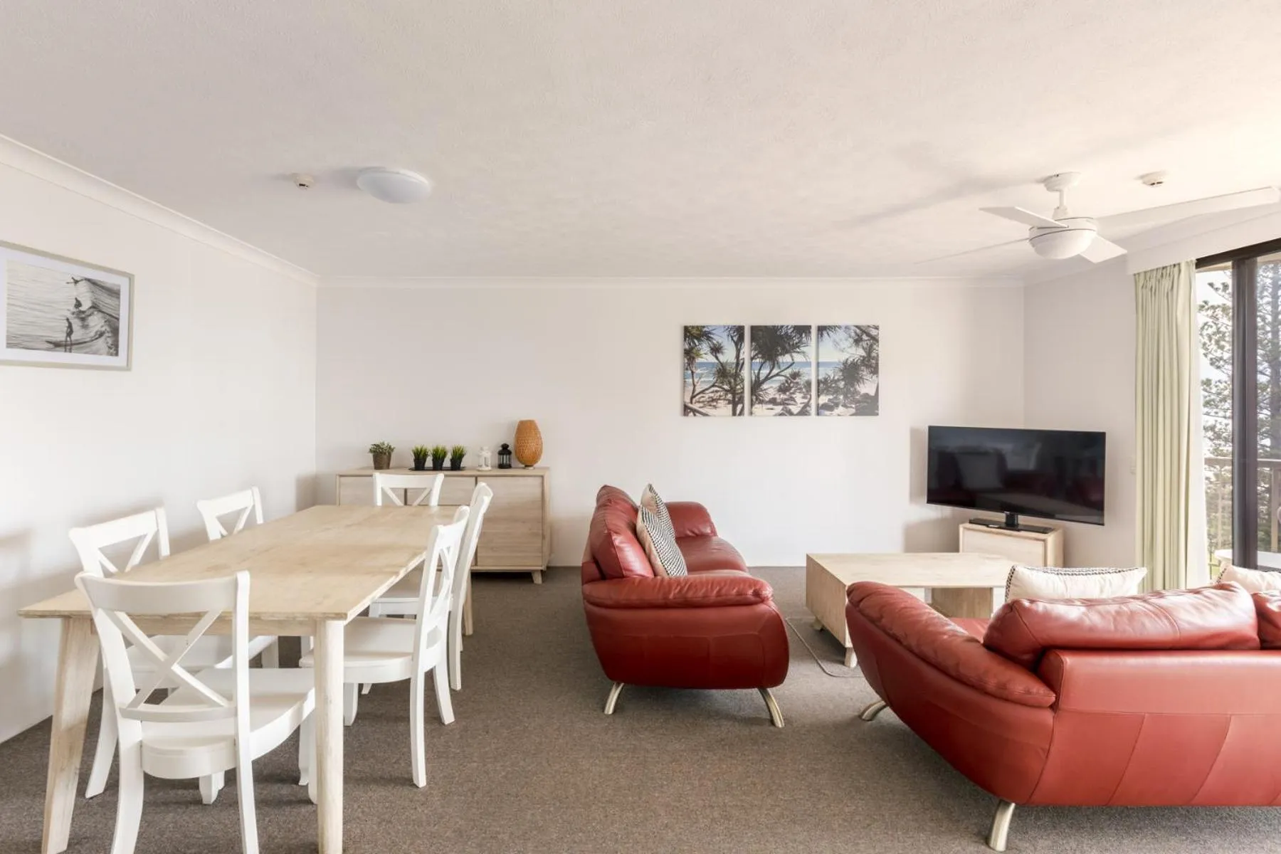 Columbia Beachfront Apartments on Rainbow Bay