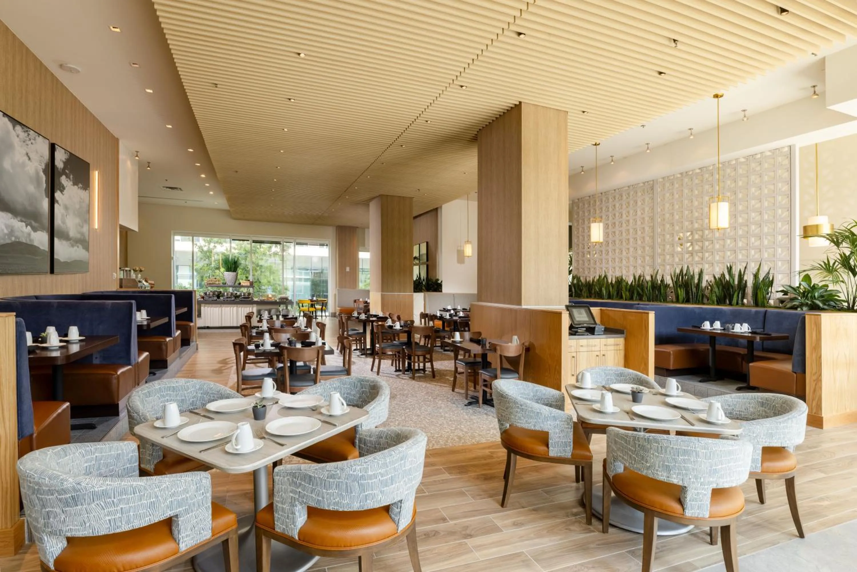 Restaurant/places to eat in The Moran CITYCENTRE