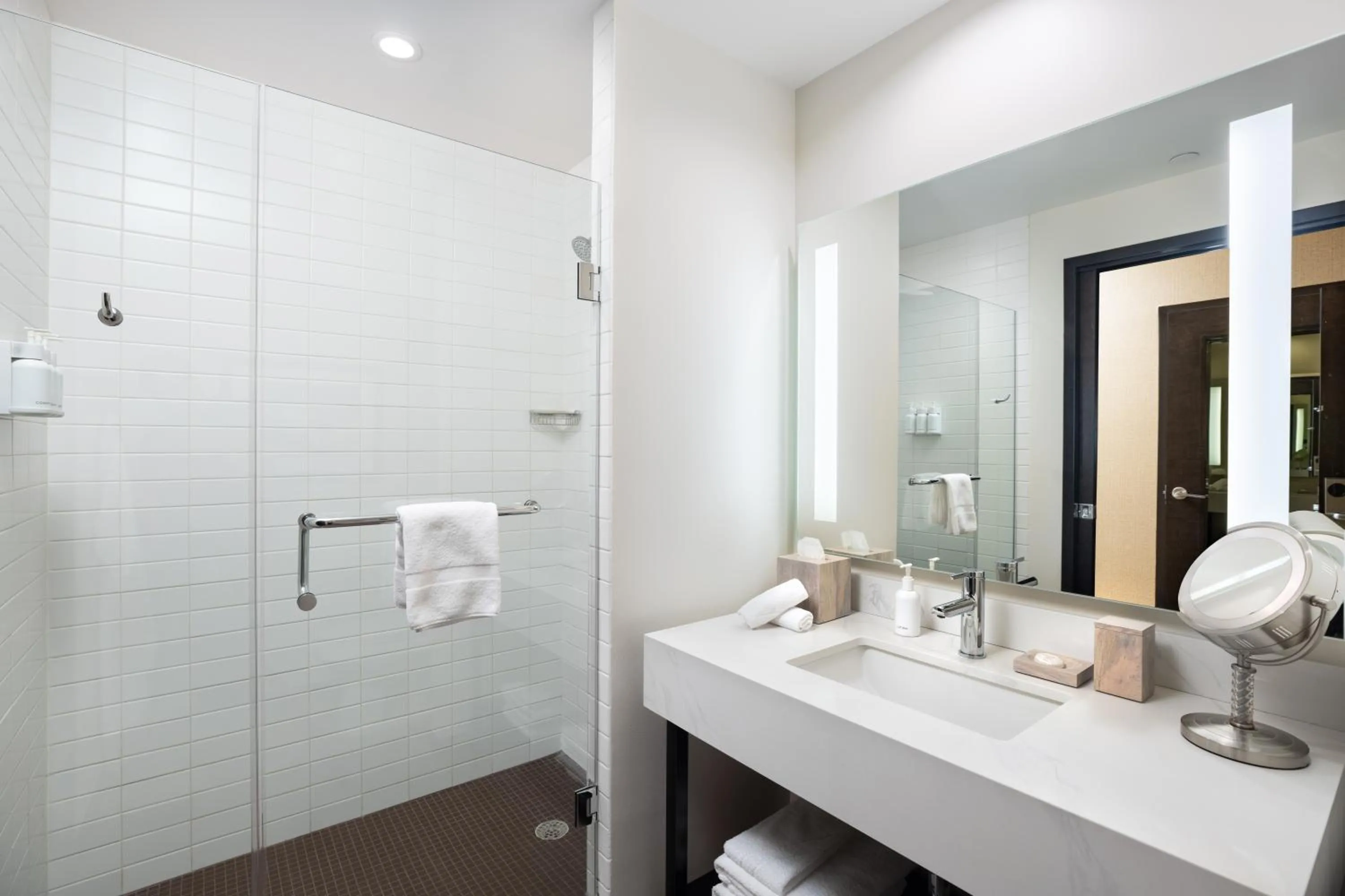 Shower in The Moran CITYCENTRE