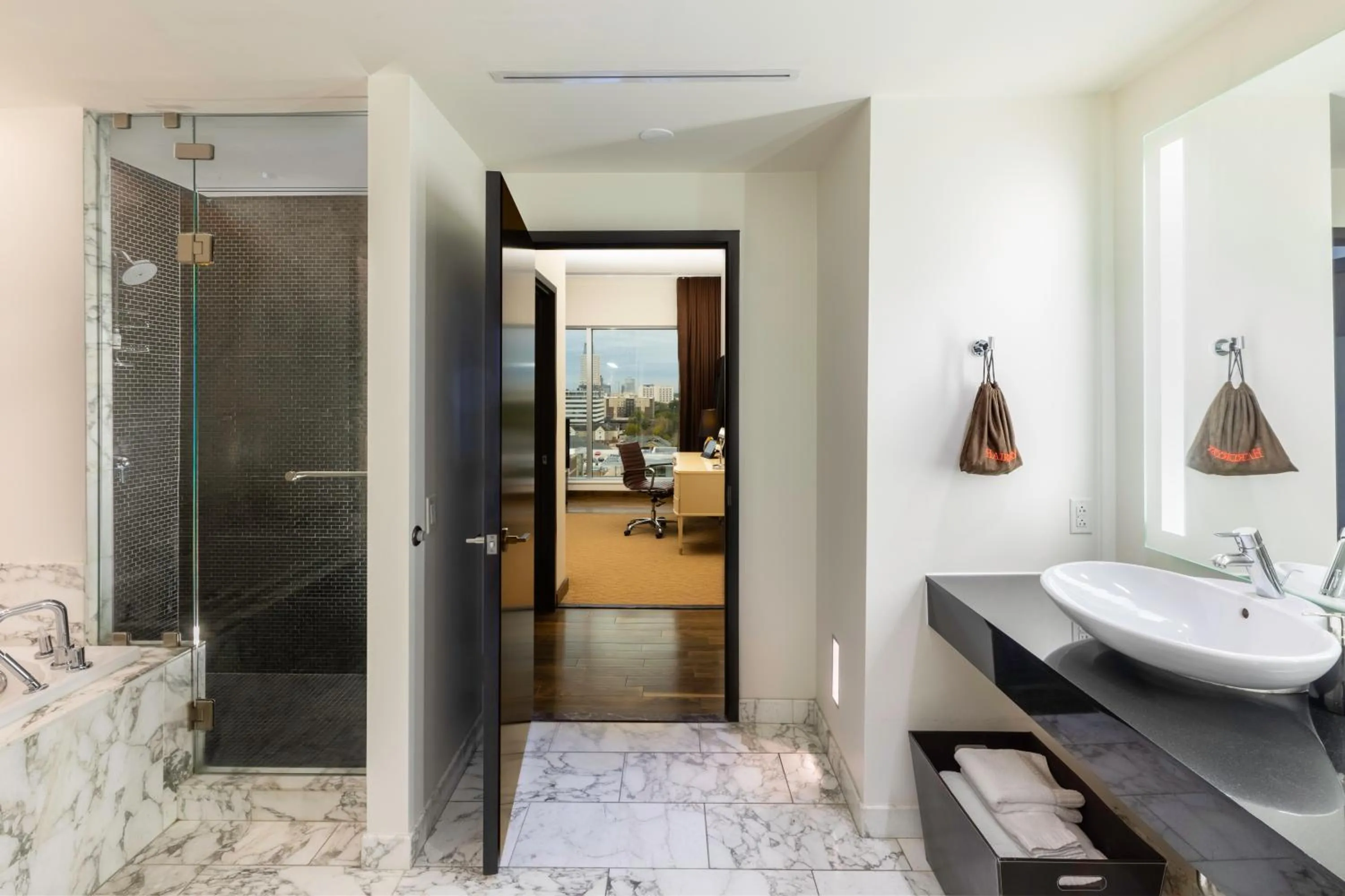 Bathroom in The Moran CITYCENTRE