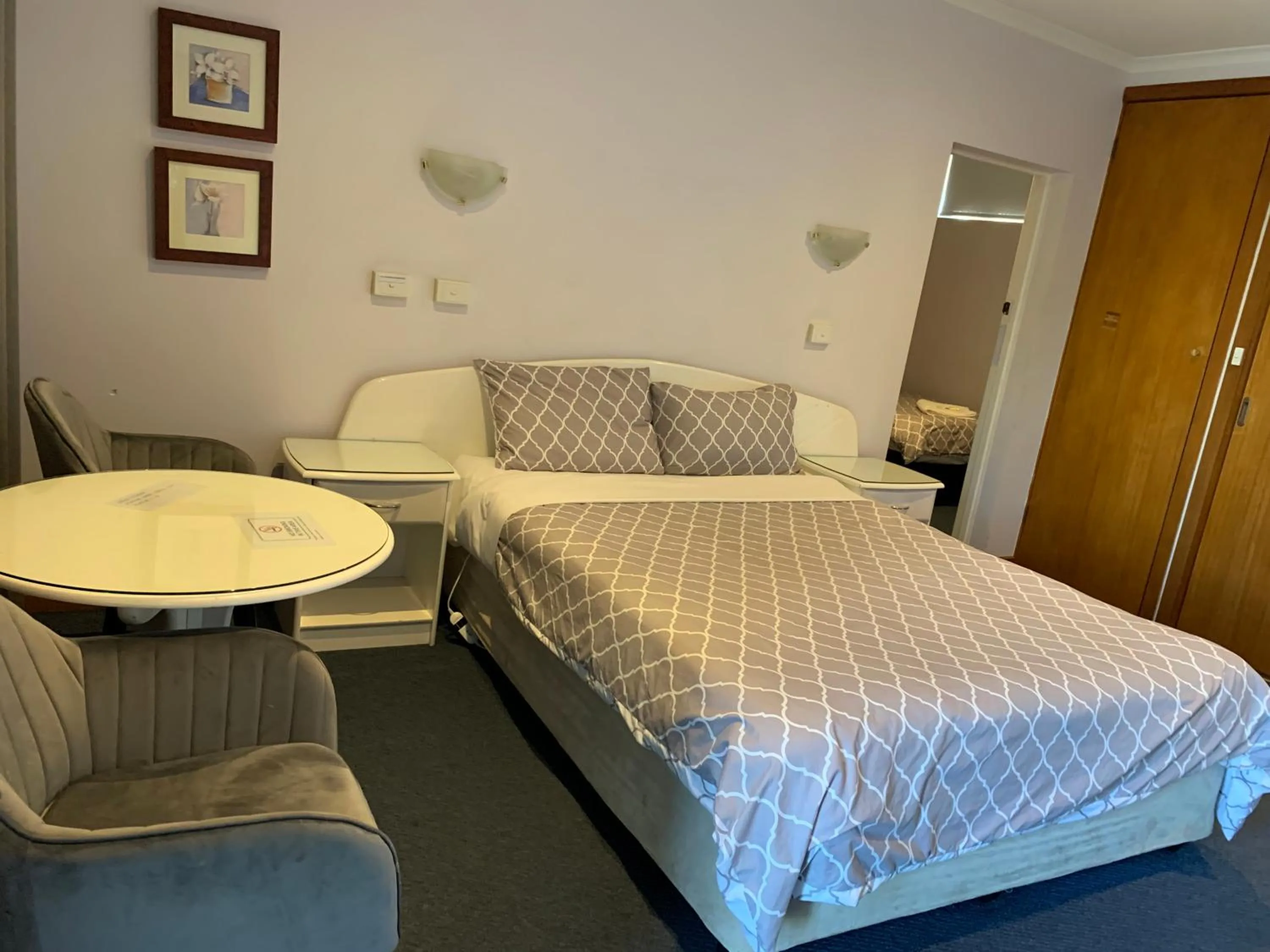 Bed in Casey on Princes Motel