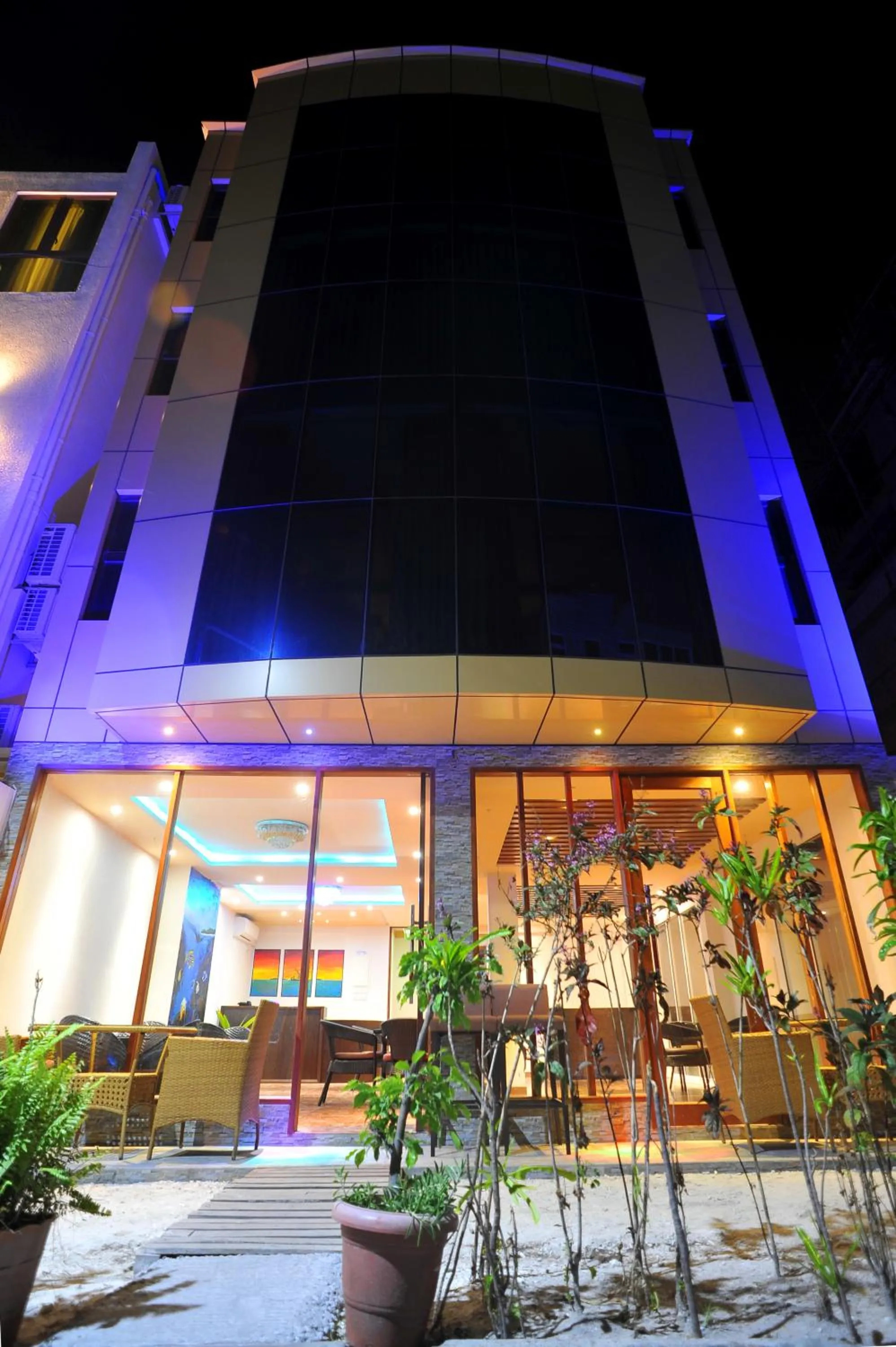 Turquoise Residence by UI