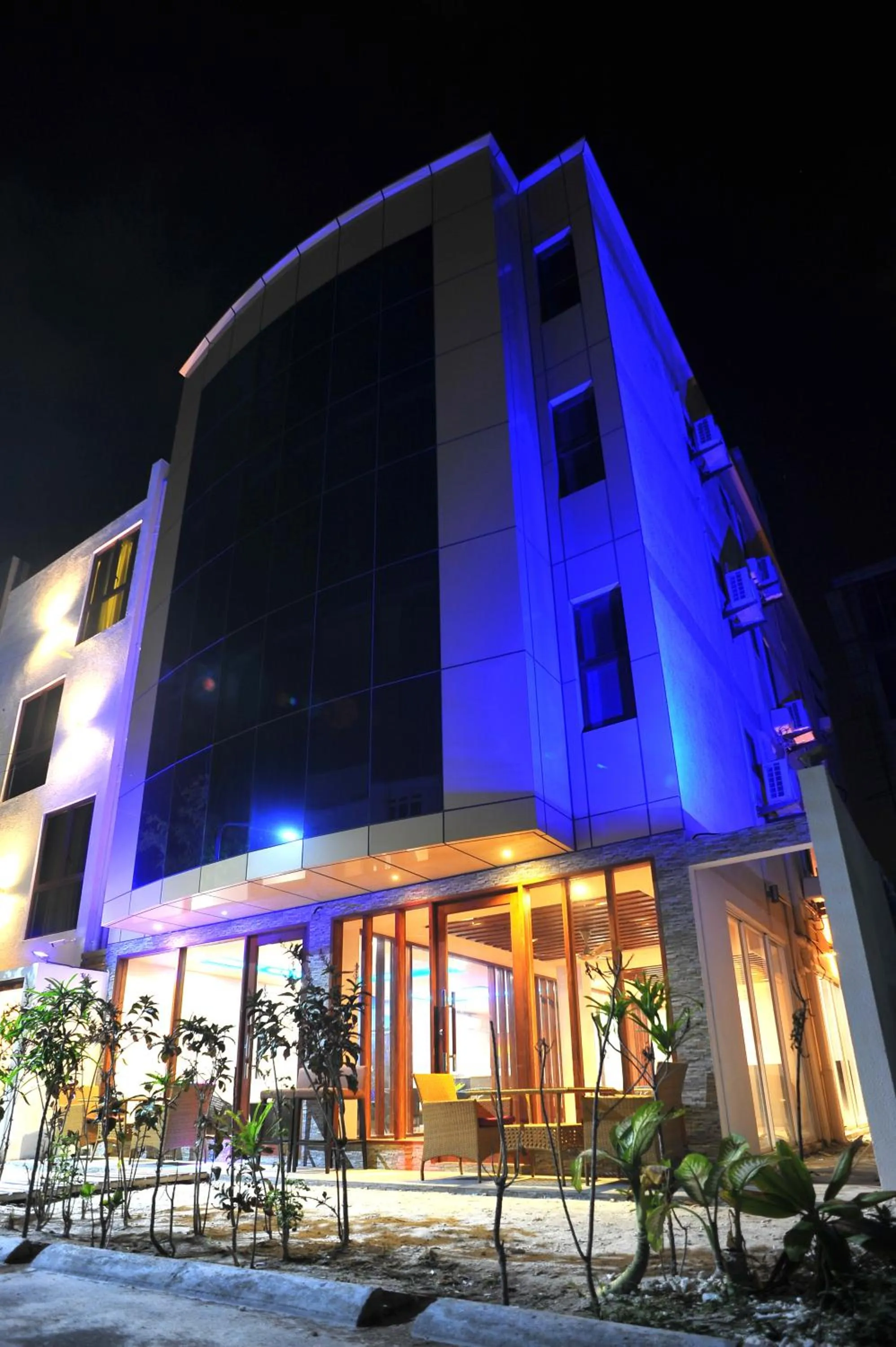 Turquoise Residence by UI