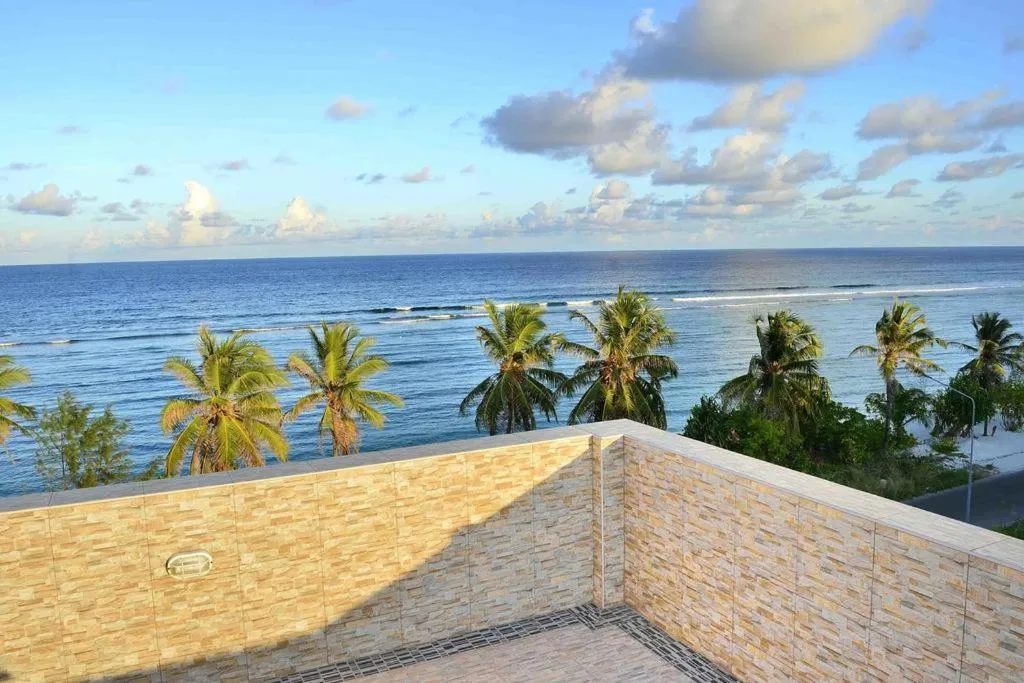 Turquoise Residence by UI