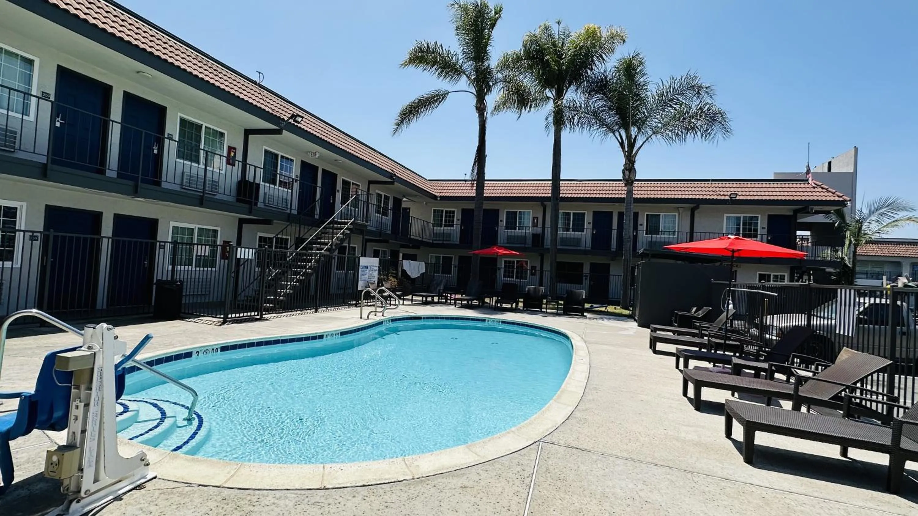 Swimming pool in Studio 6 Suites San Ysidro CA San Diego South Bay