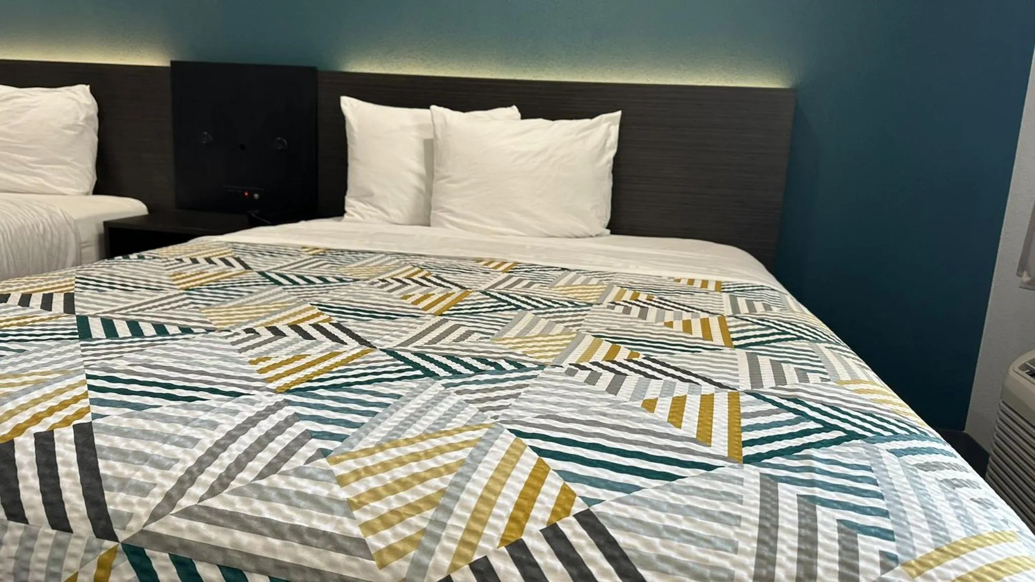 Bed in Studio 6 Suites San Ysidro CA San Diego South Bay