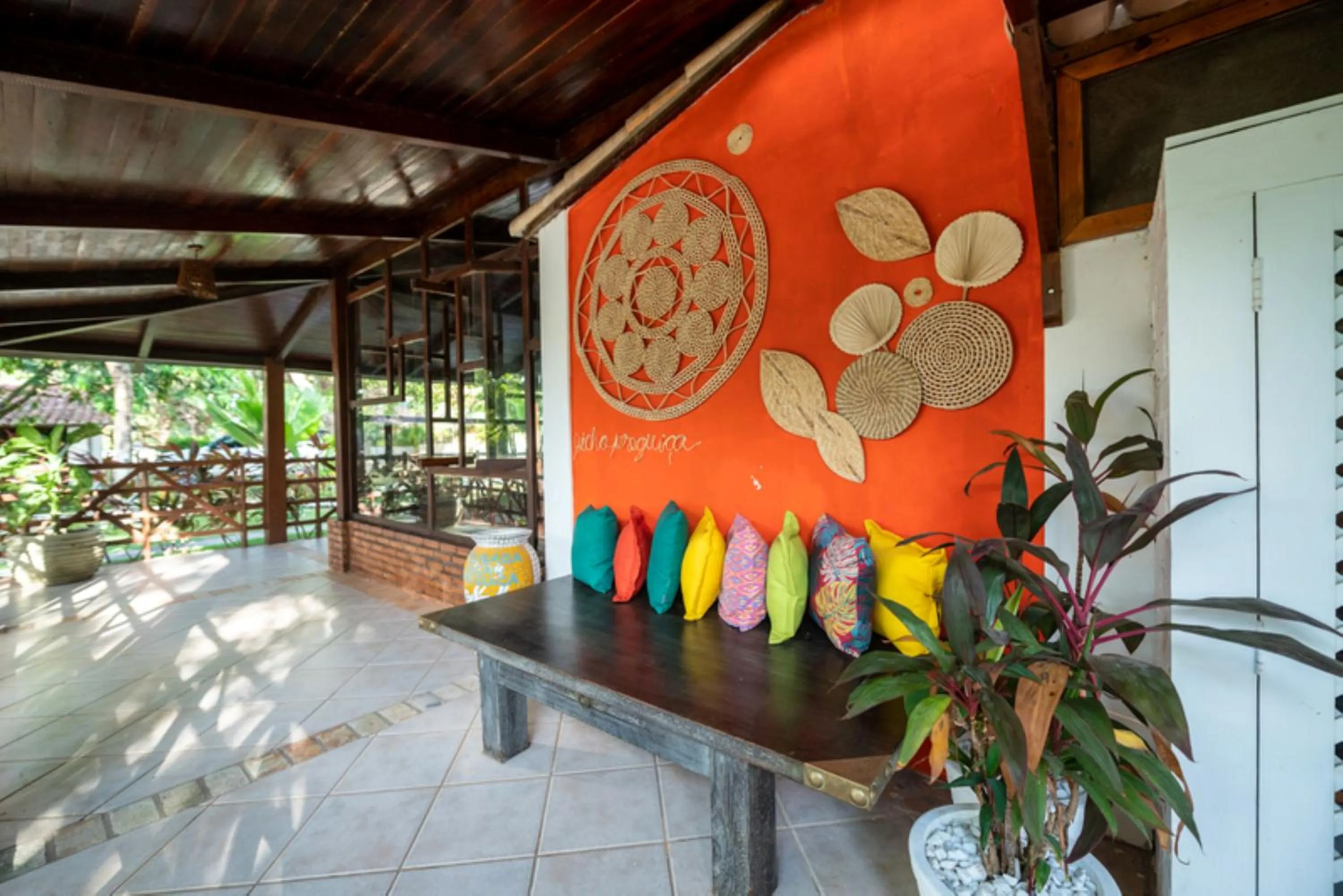 Facade/entrance in Pousada Bicho Preguiça