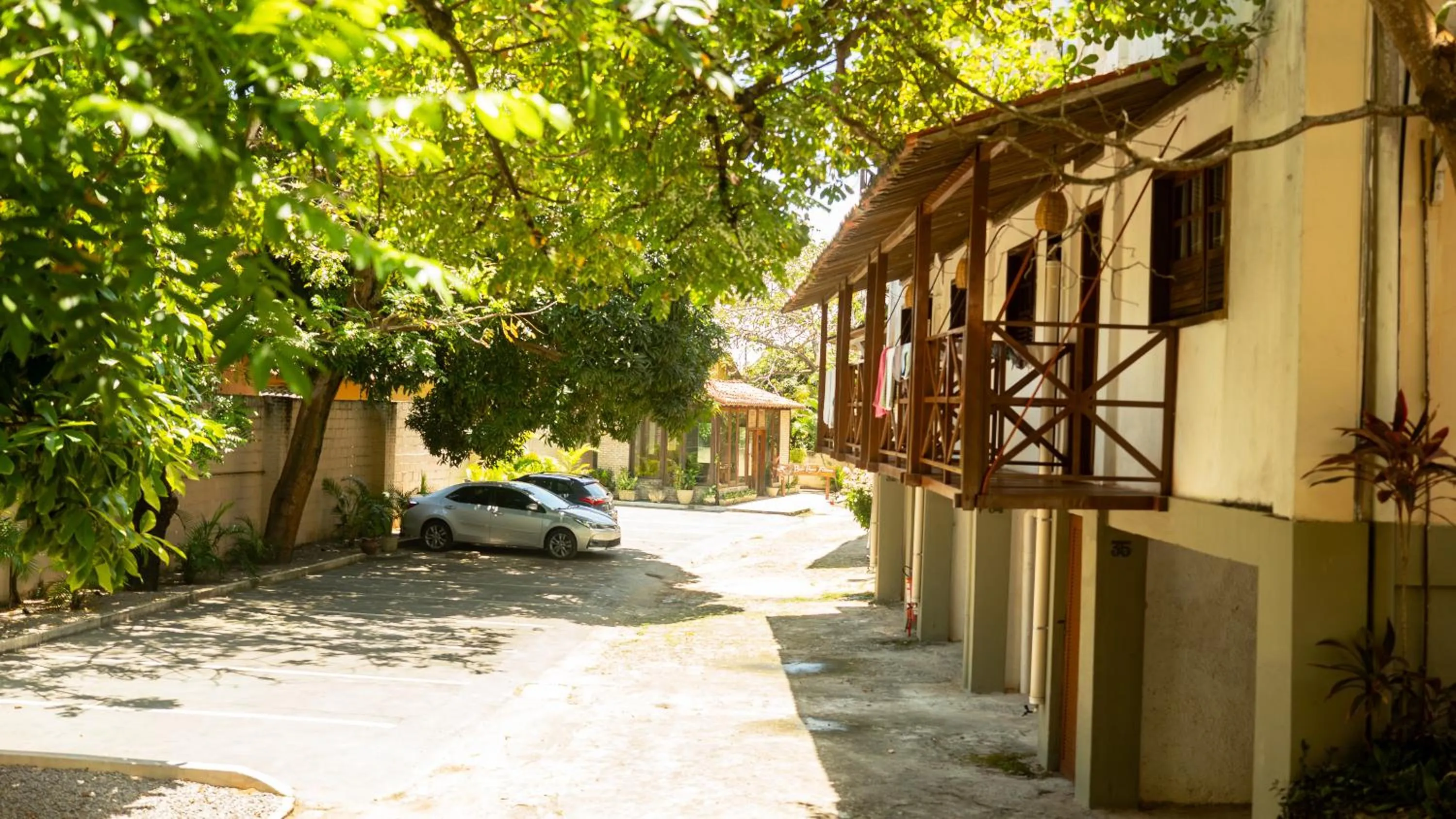 Parking in Pousada Bicho Preguiça