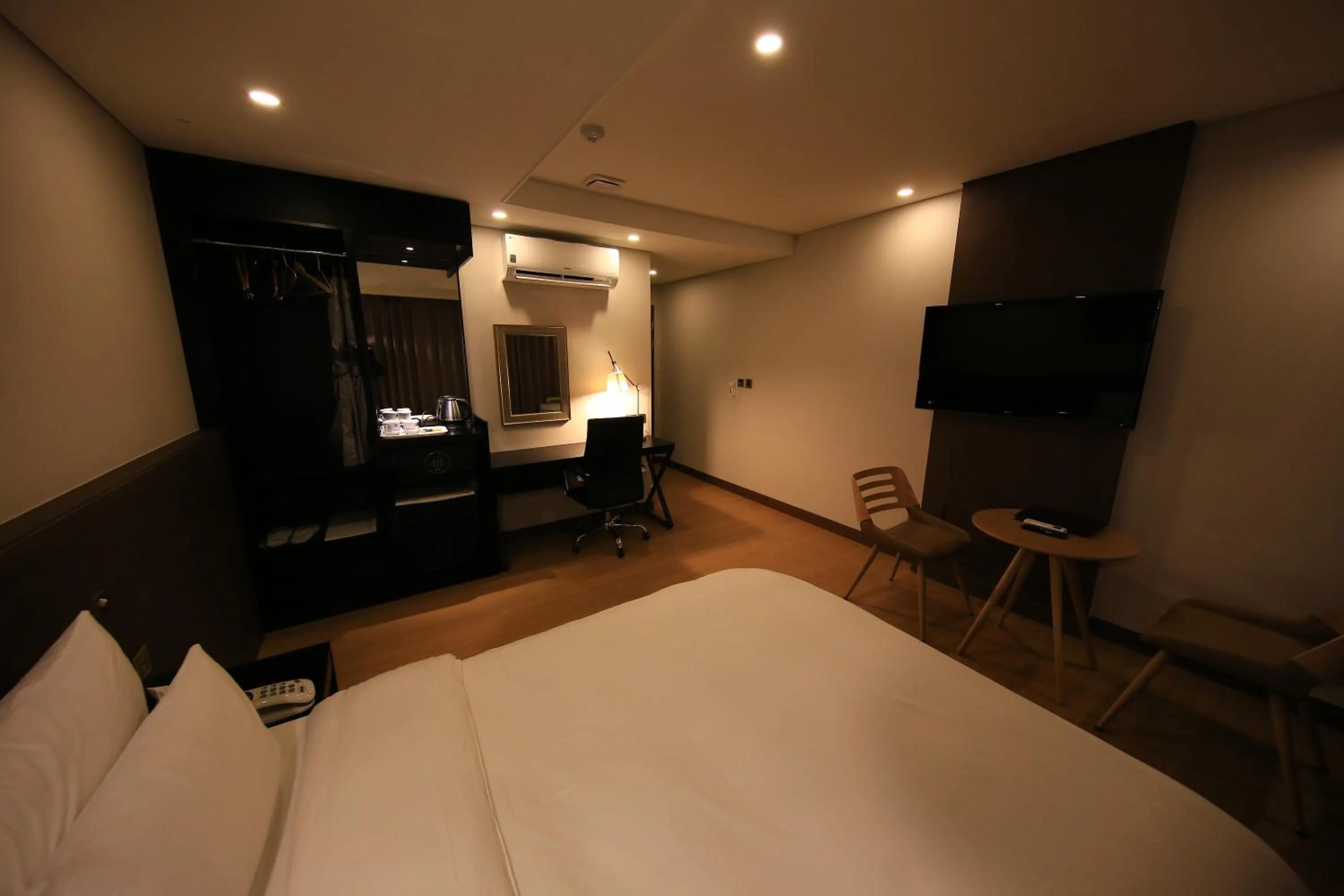 Bed in Kobos Hotel