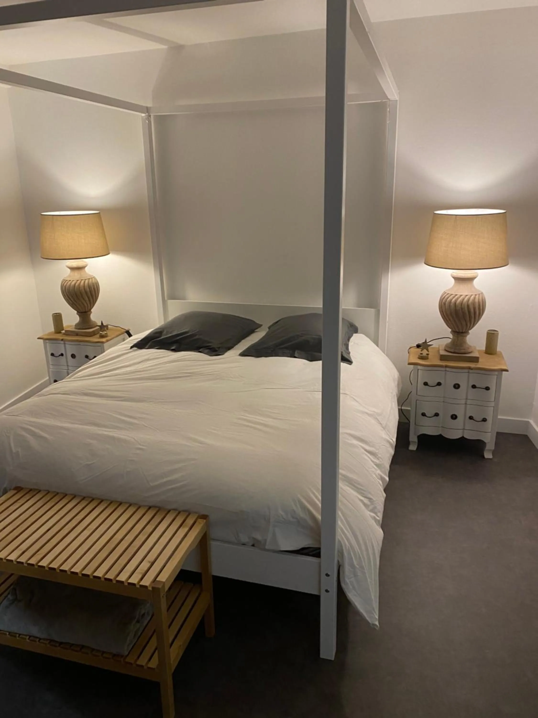 Bed in Suites Residences Spa