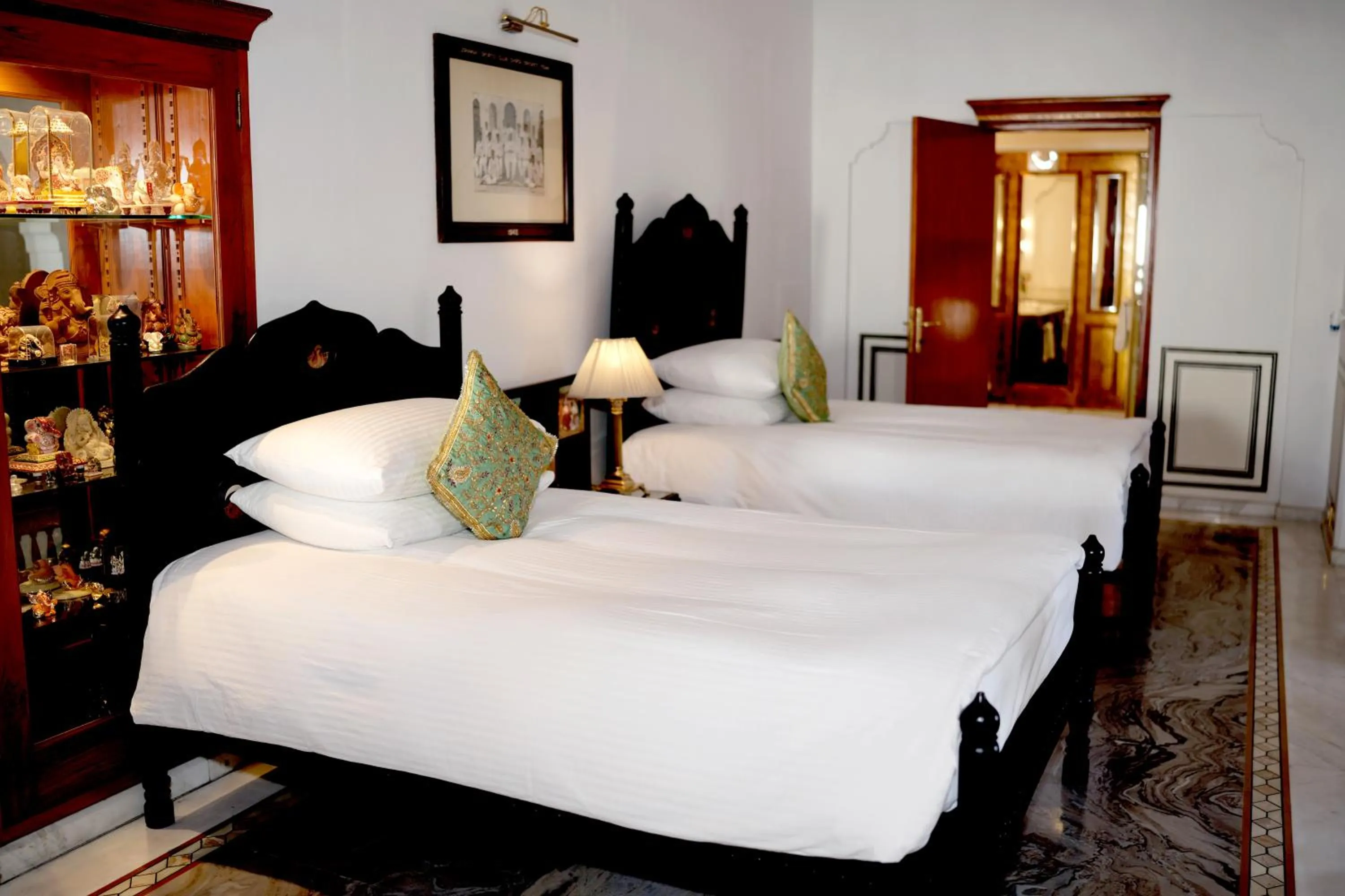 Bedroom, Bed in The Raj Palace (Small Luxury Hotels of the World)