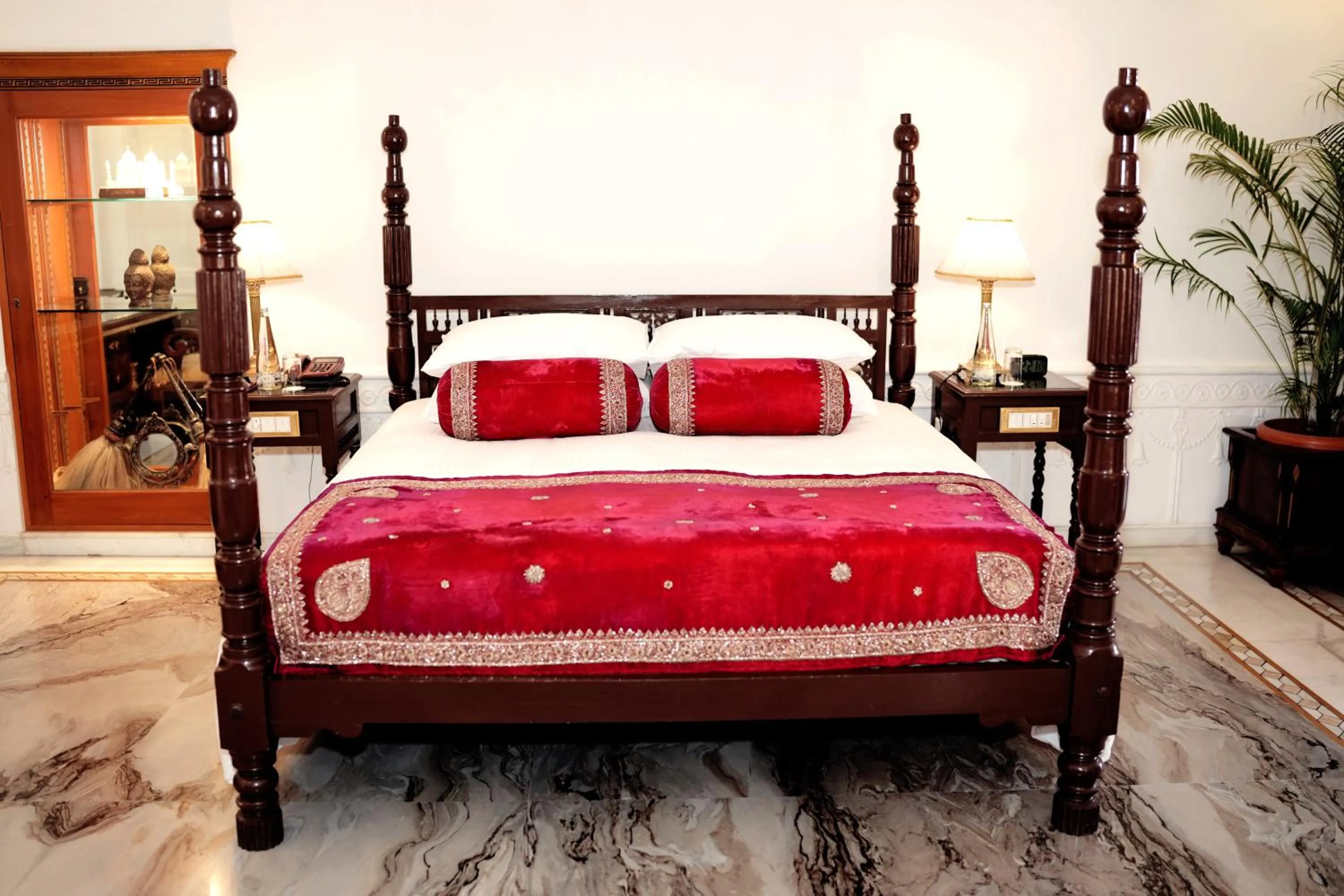 Bedroom, Bed in The Raj Palace (Small Luxury Hotels of the World)