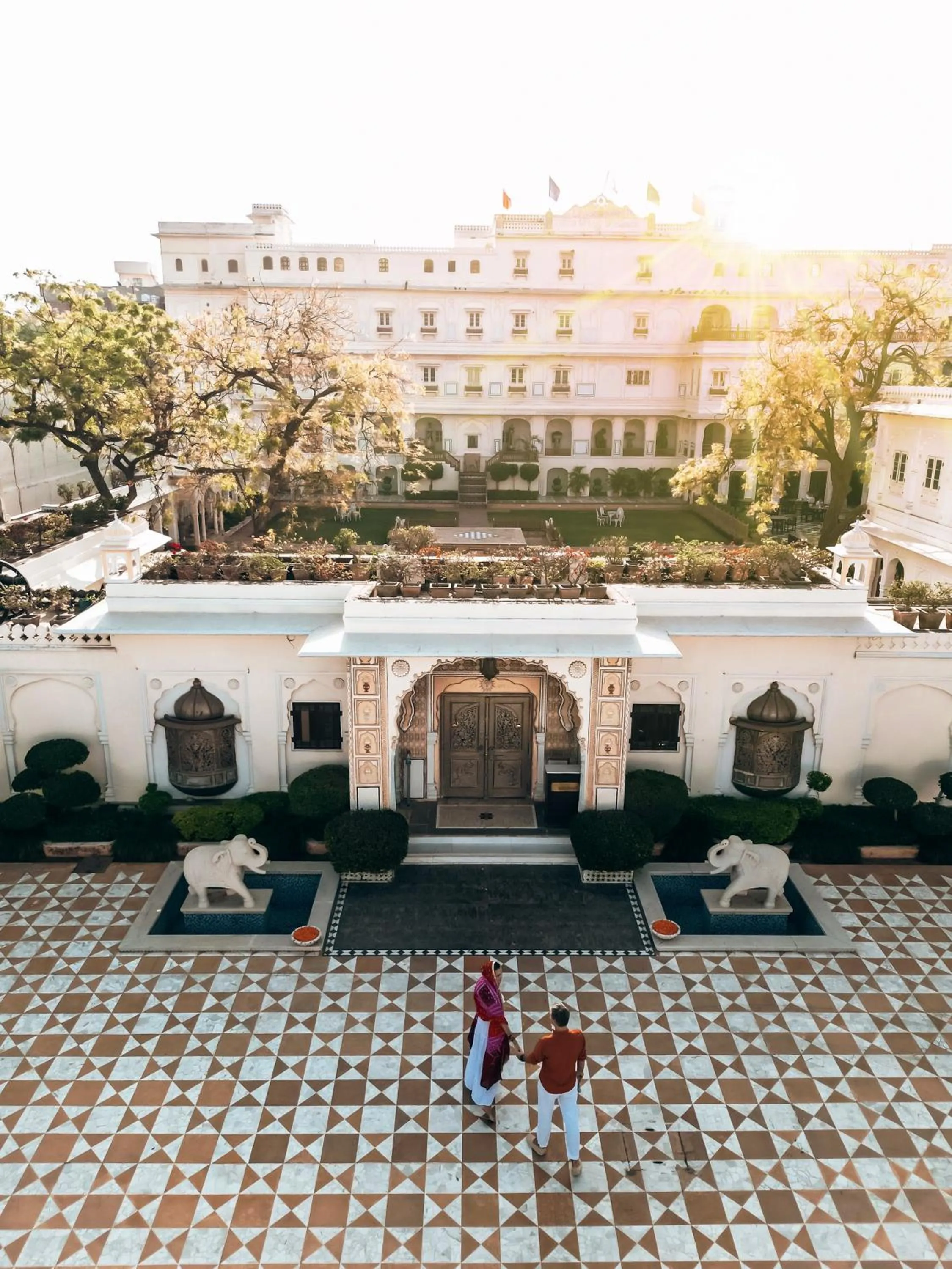 Diving in The Raj Palace (Small Luxury Hotels of the World)