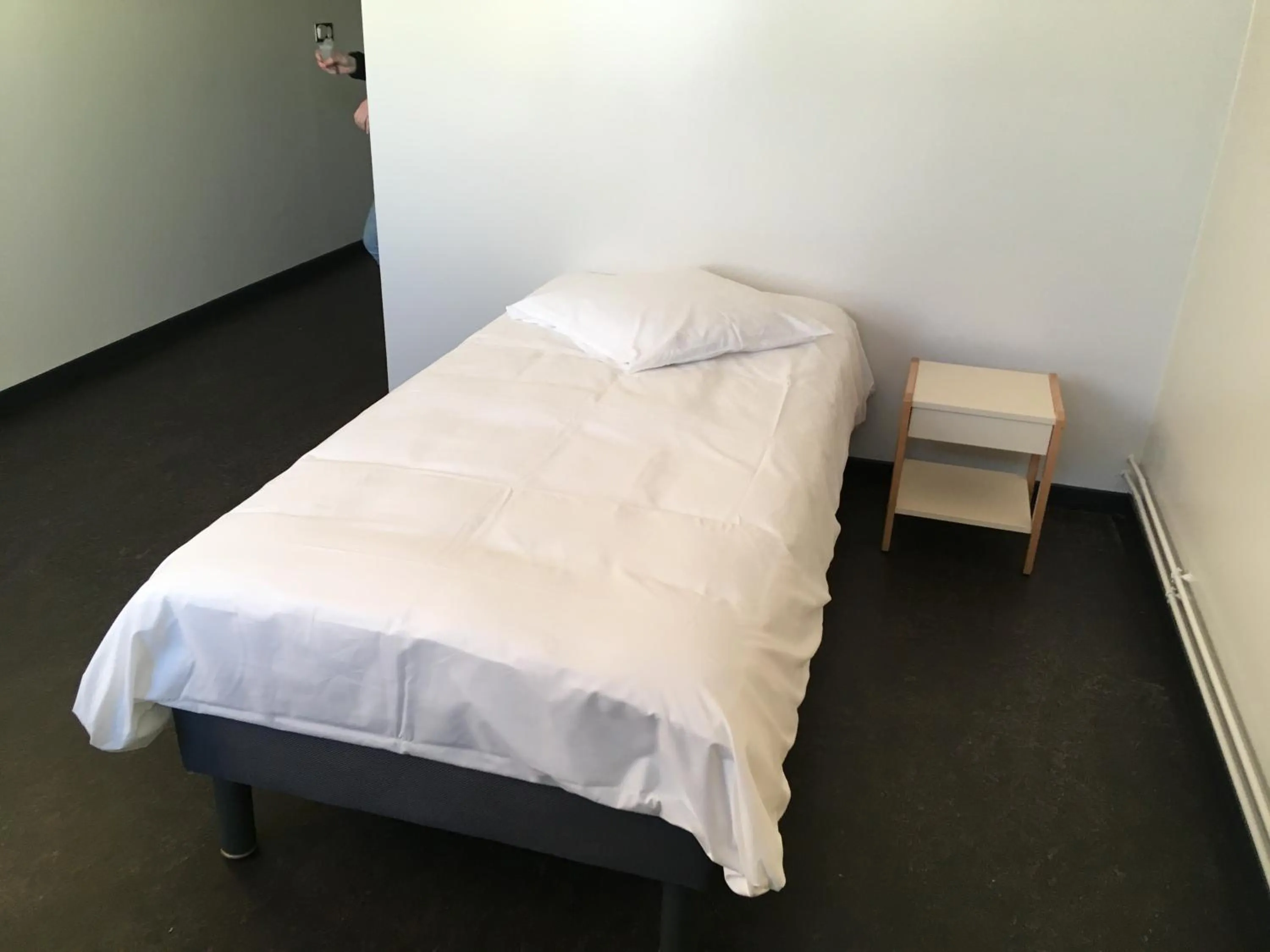 Bedroom, Bed in Auberge de jeunesse L'Escale