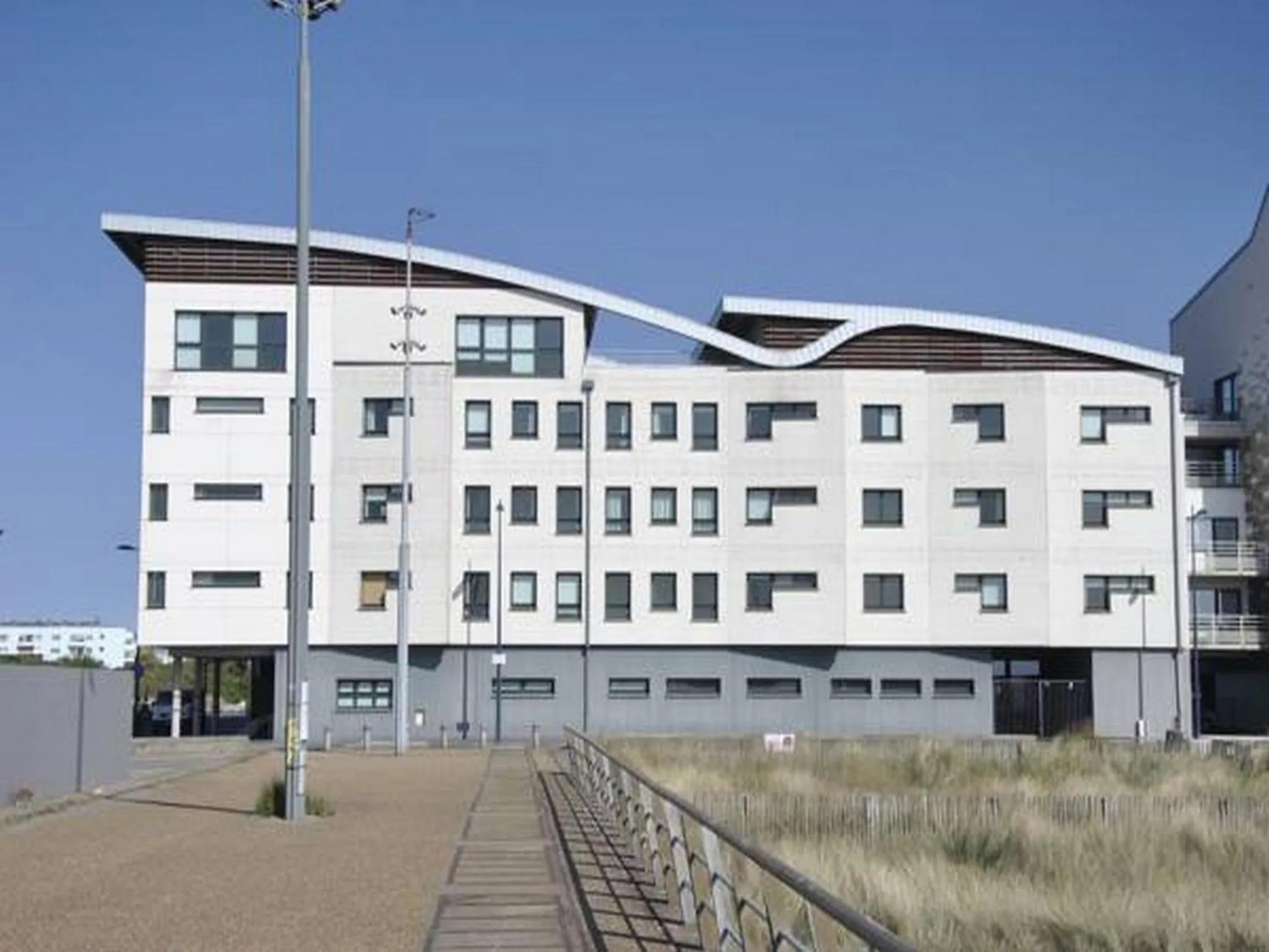 Property building in Auberge de jeunesse L'Escale