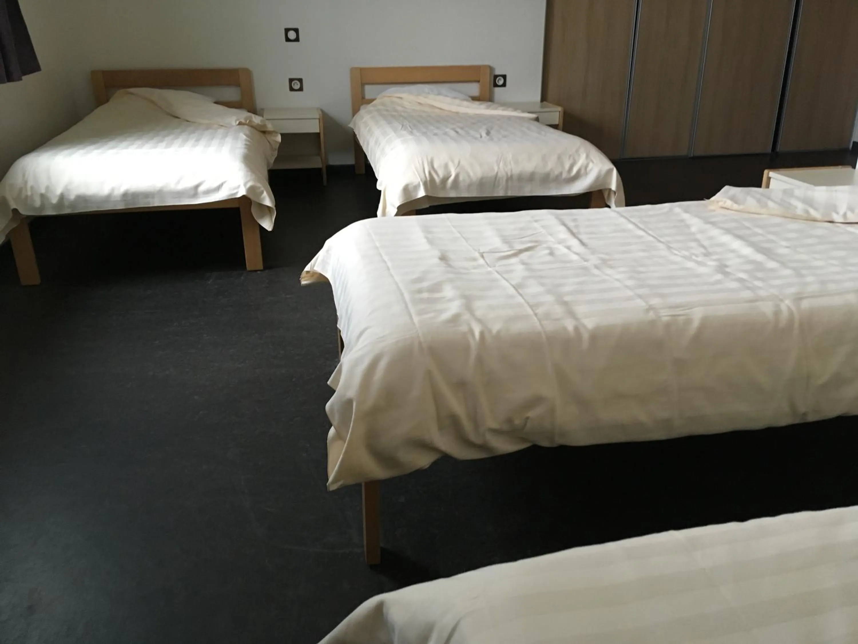 Bedroom, Bed in Auberge de jeunesse L'Escale