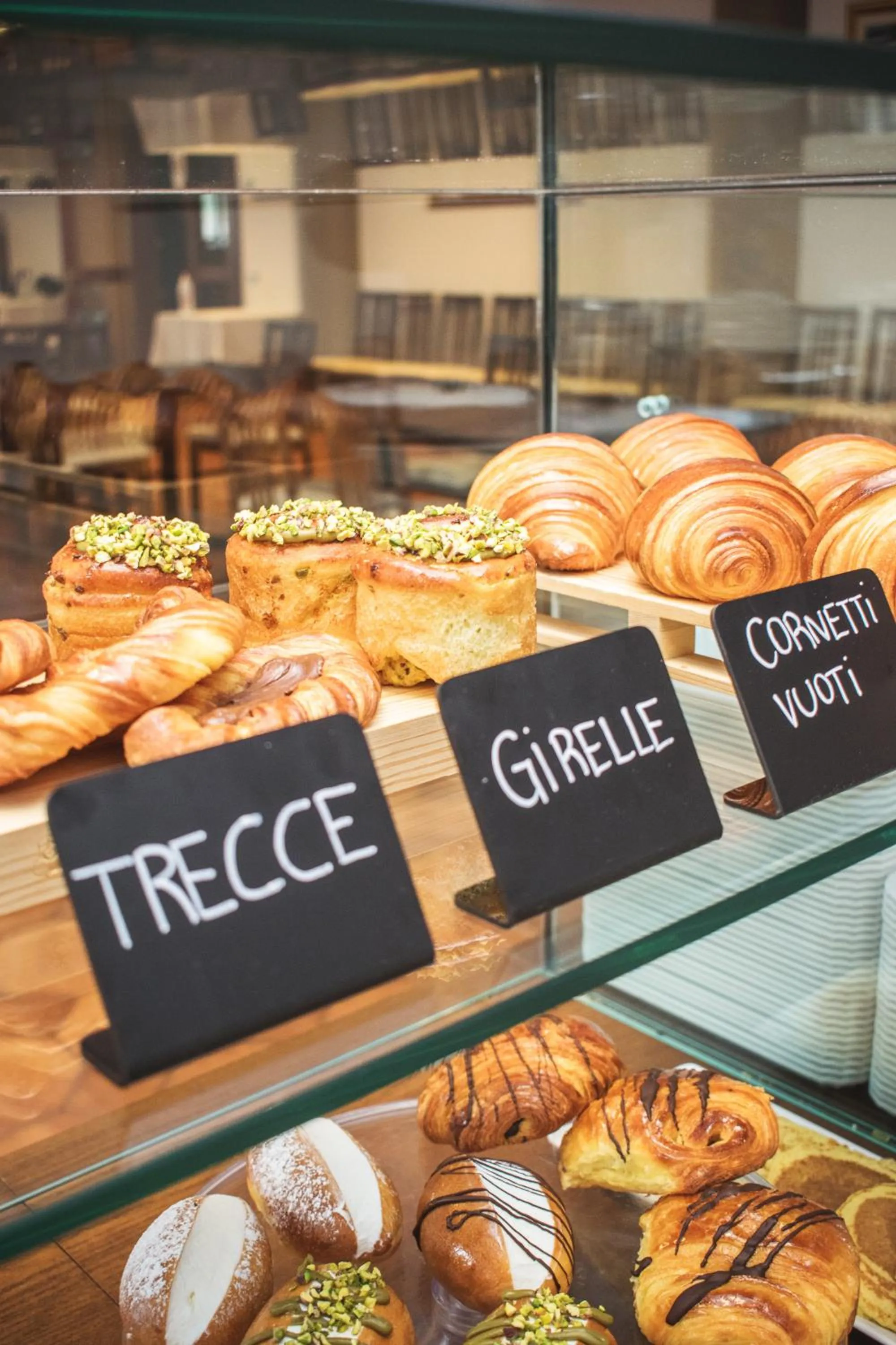 Food in Catignano Hotel