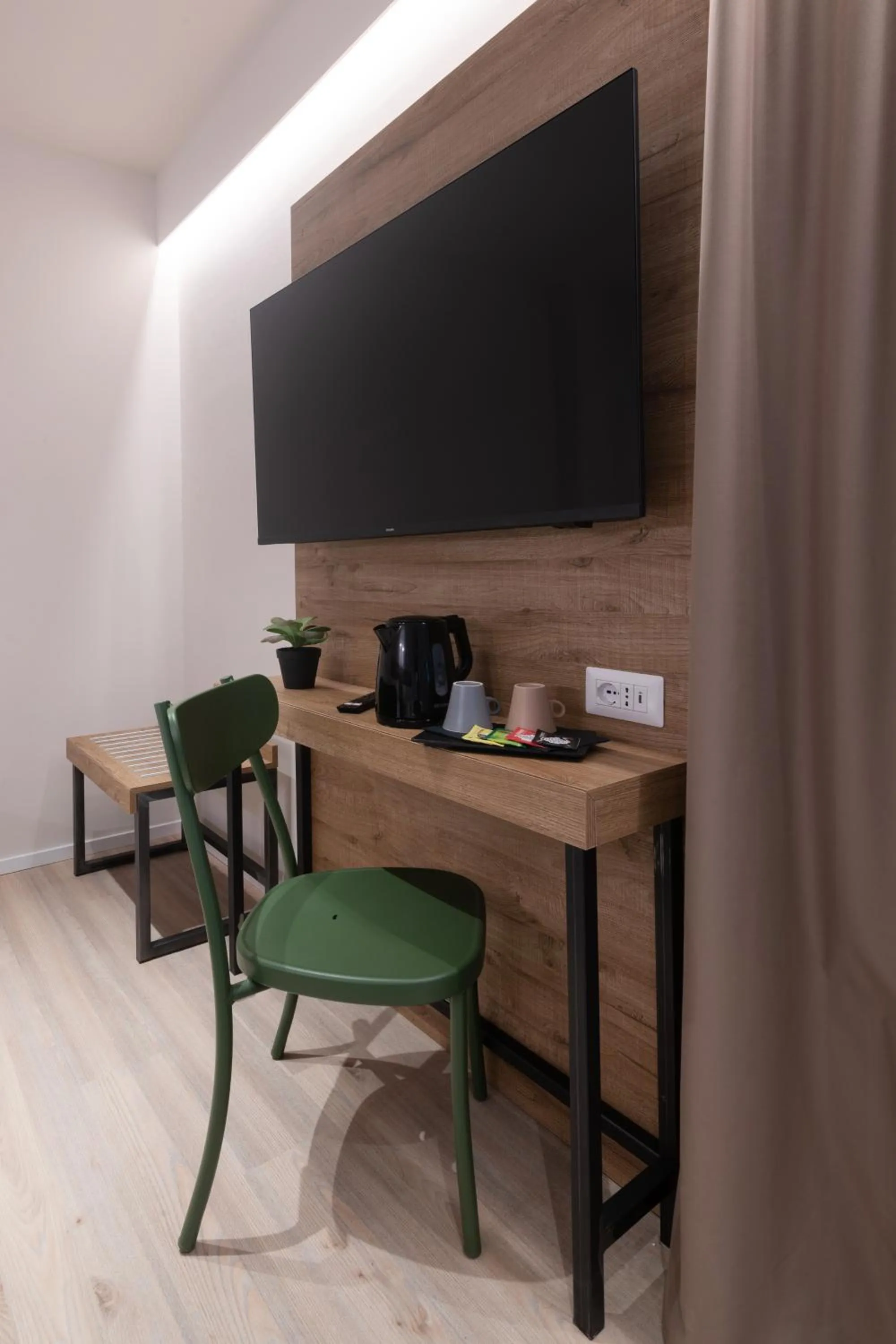 TV and multimedia in Catignano Hotel