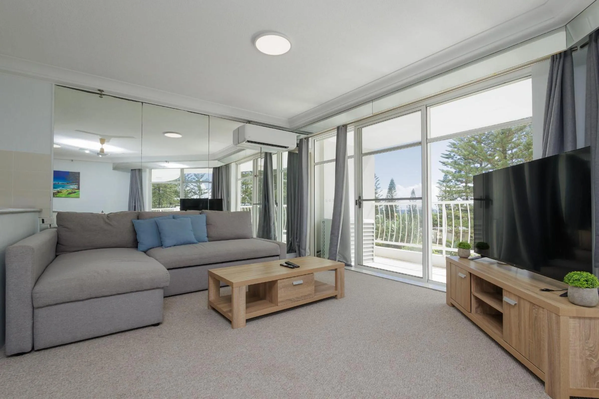 Burleigh Surf Apartments