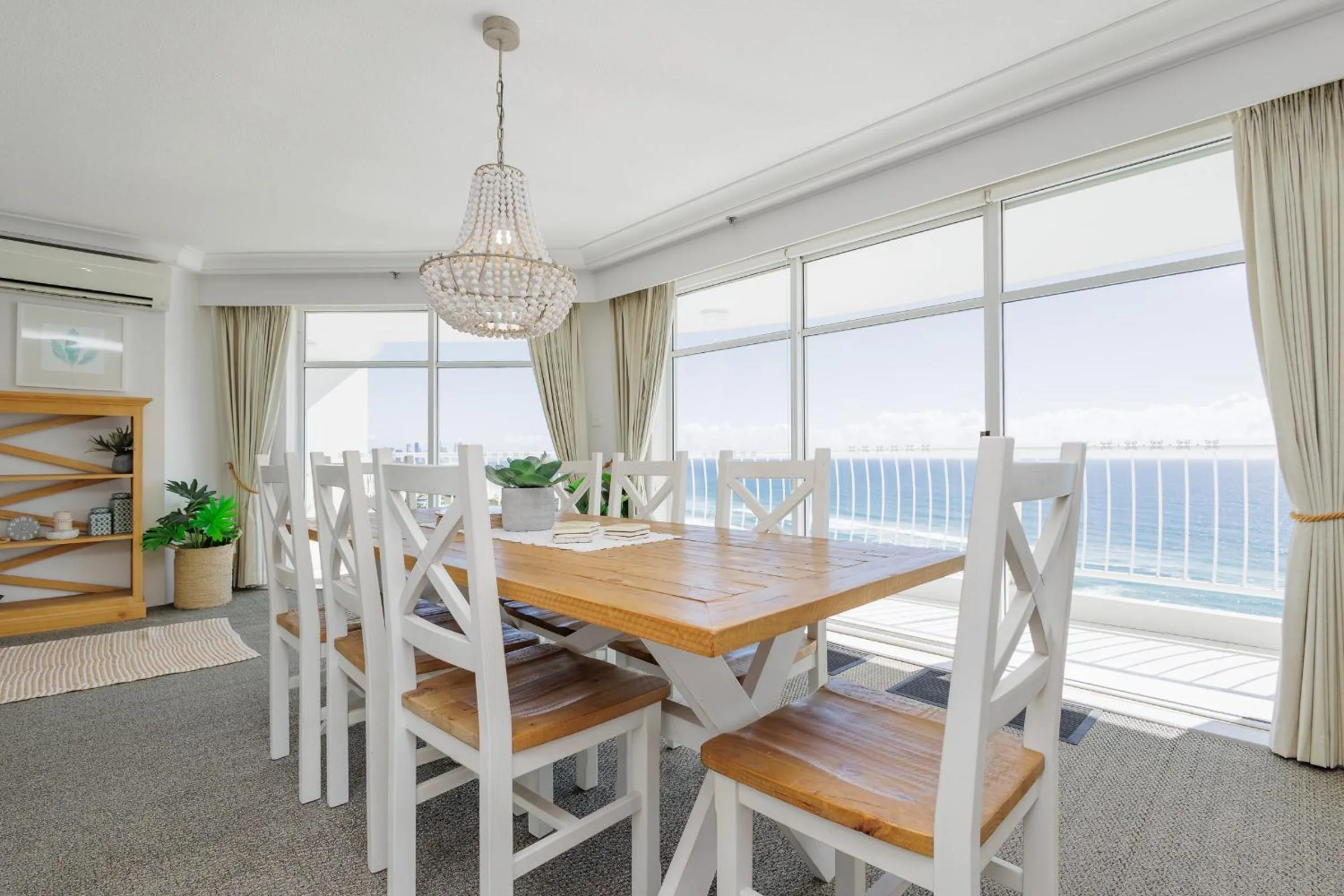 Burleigh Surf Apartments