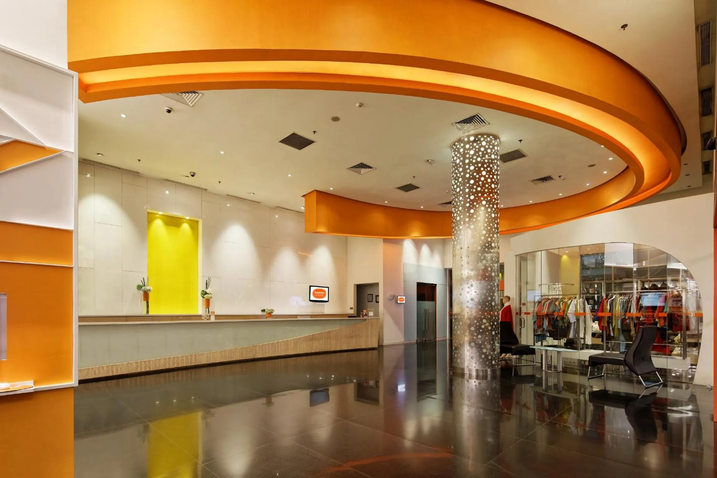 Lobby or reception in HARRIS Hotel and Conventions Kelapa Gading Jakarta