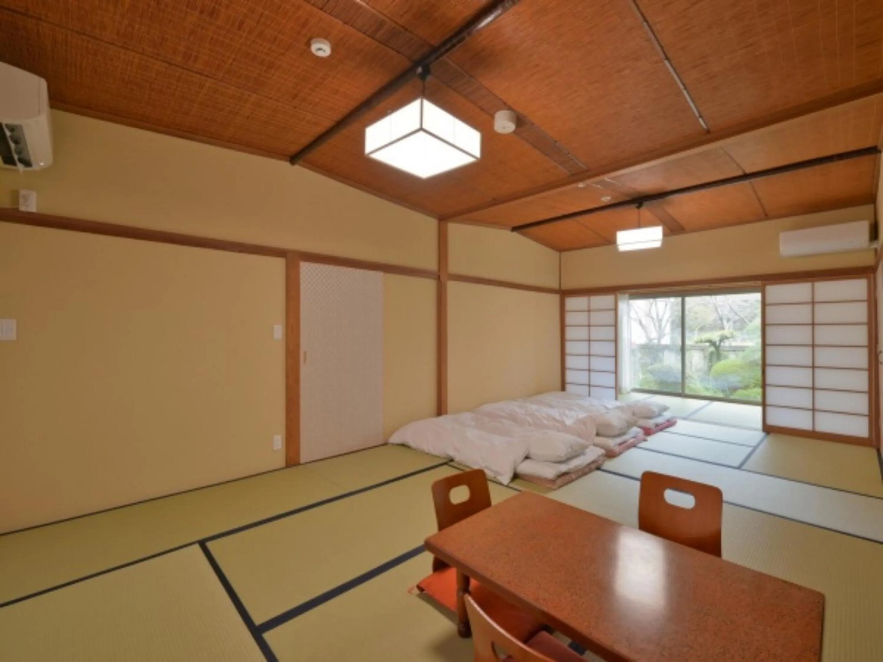 Photo of the whole room, Bed in Wakariki Ryokan