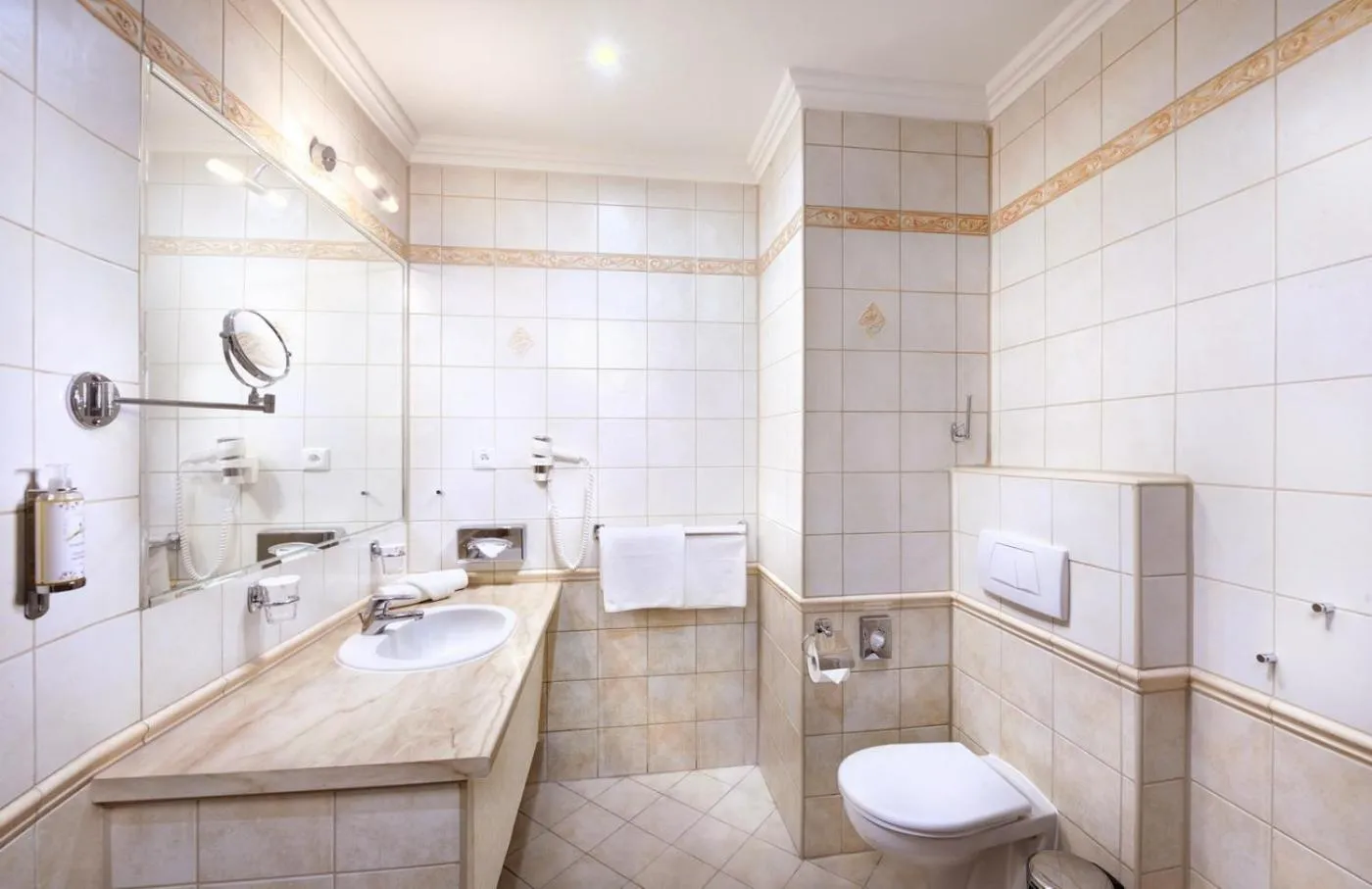 Shower in Grand hotel Starý Smokovec