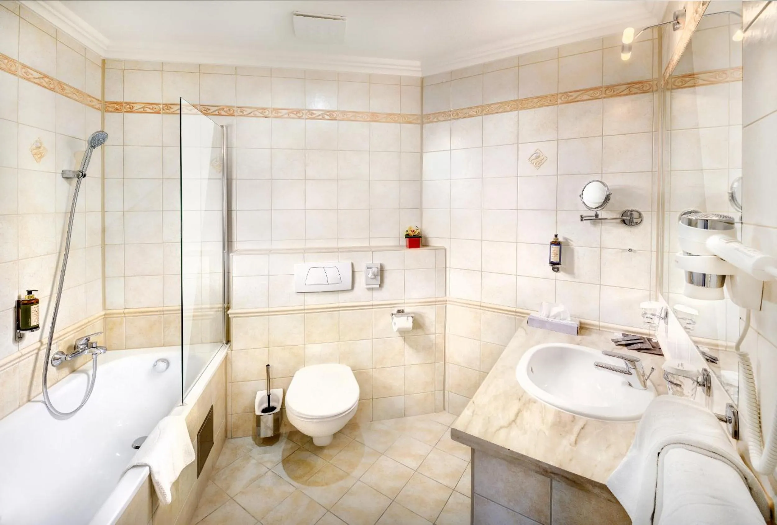 Shower in Grand hotel Starý Smokovec