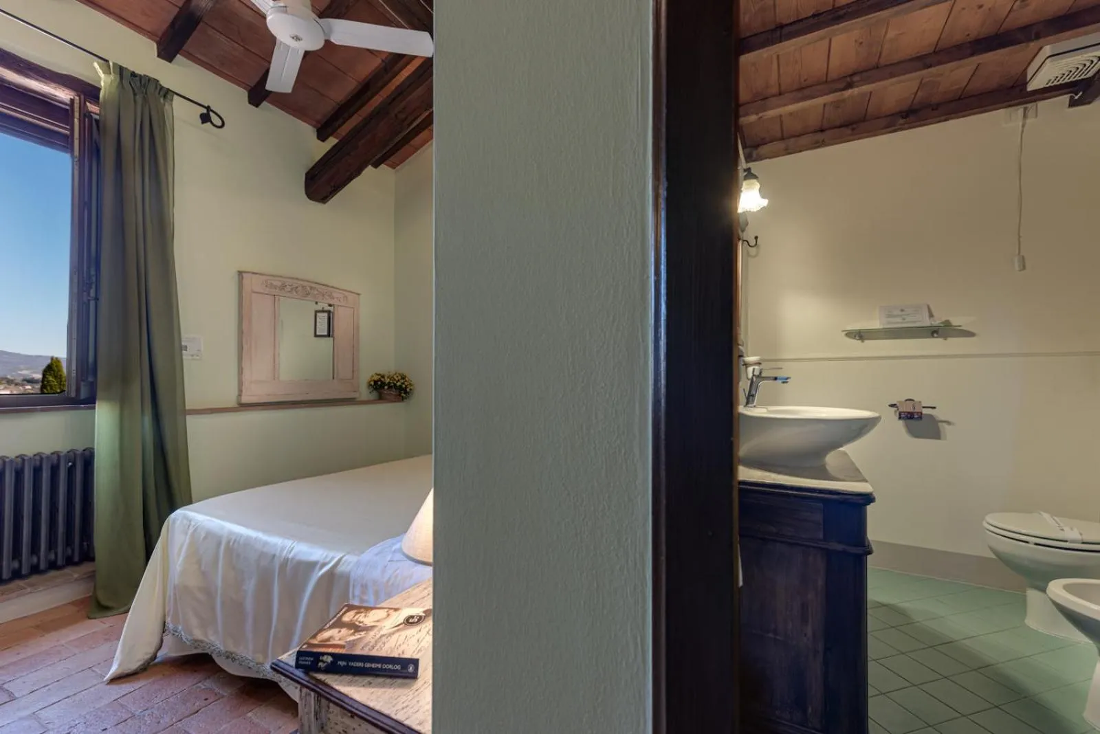 Bathroom in Le Terre Di Isa