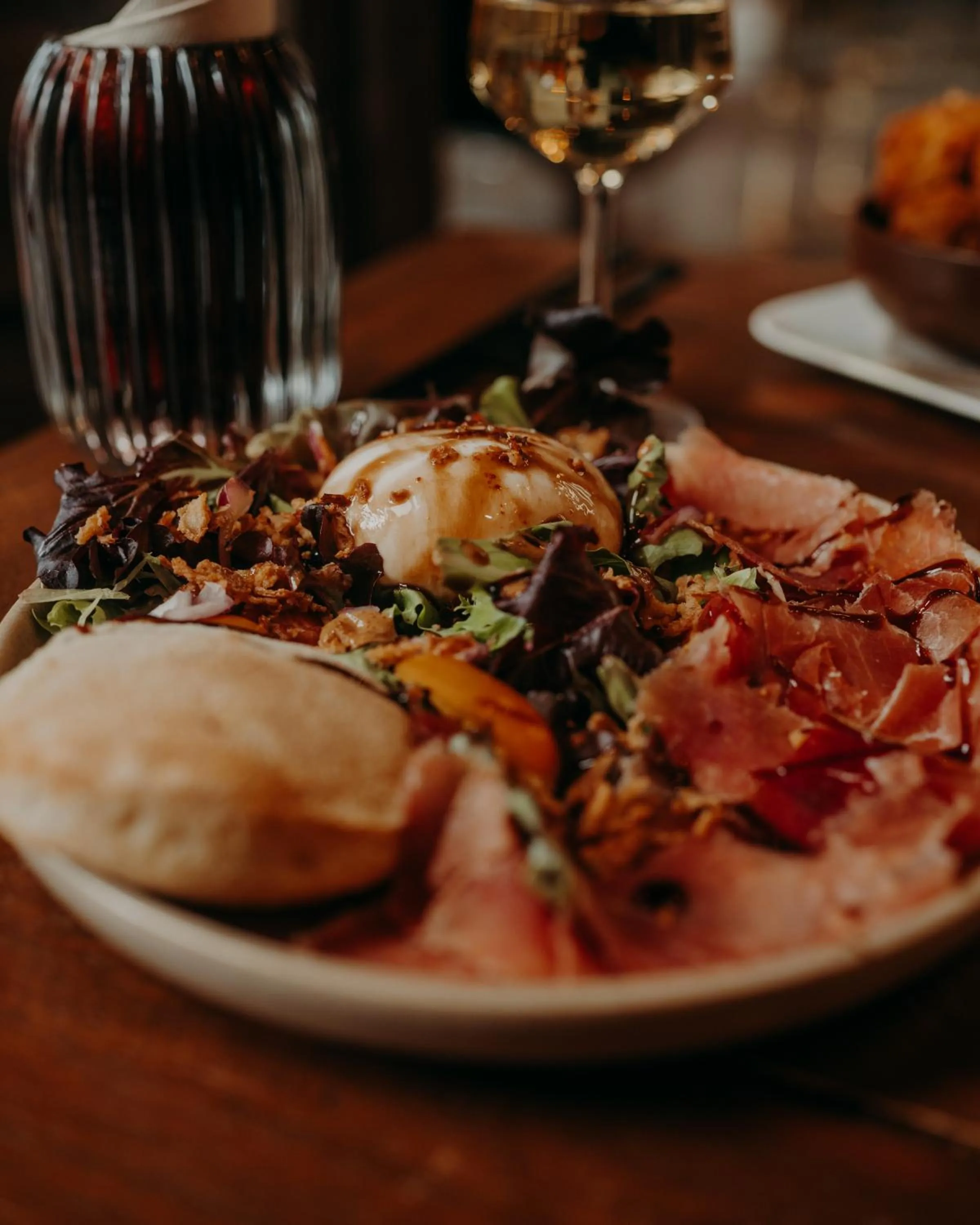 Restaurant/places to eat in Le Central Hôtel-Bar