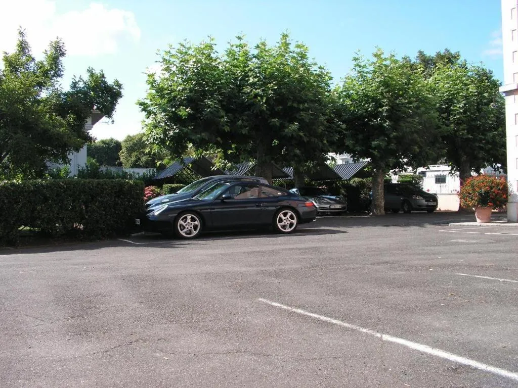 Le Central Hôtel-Bar