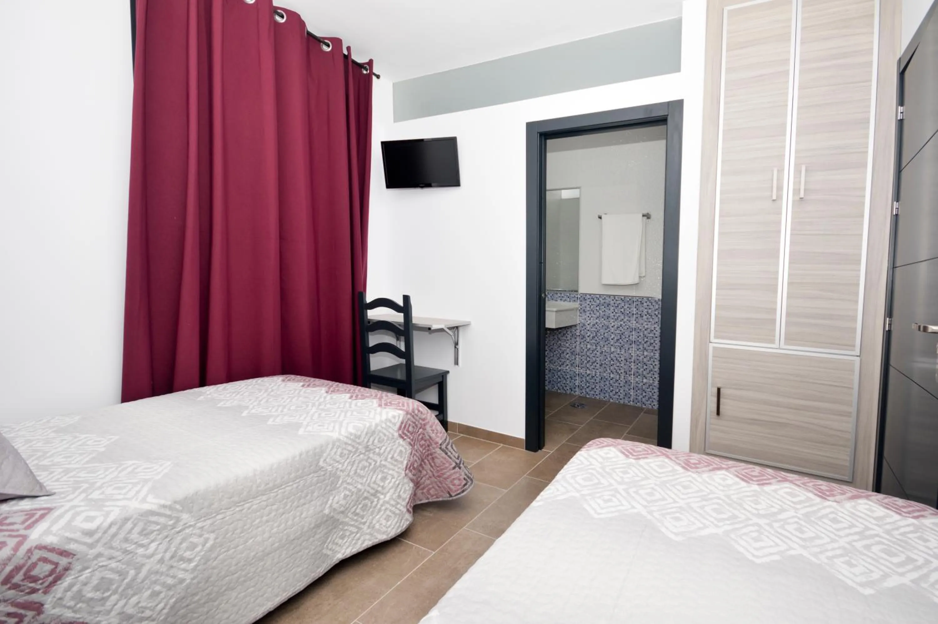 Bed in Hostal Maria Jose