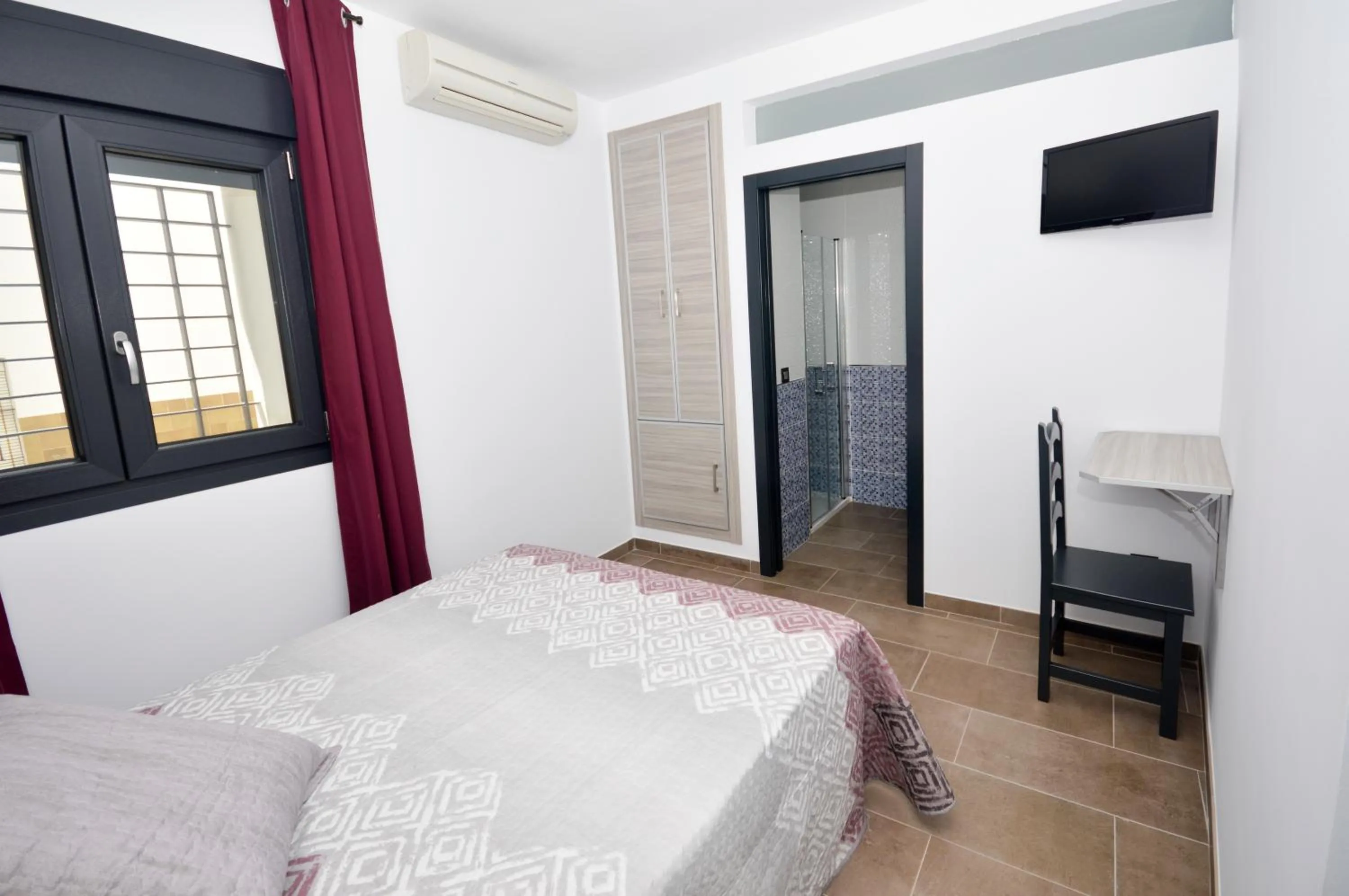 Bed in Hostal Maria Jose
