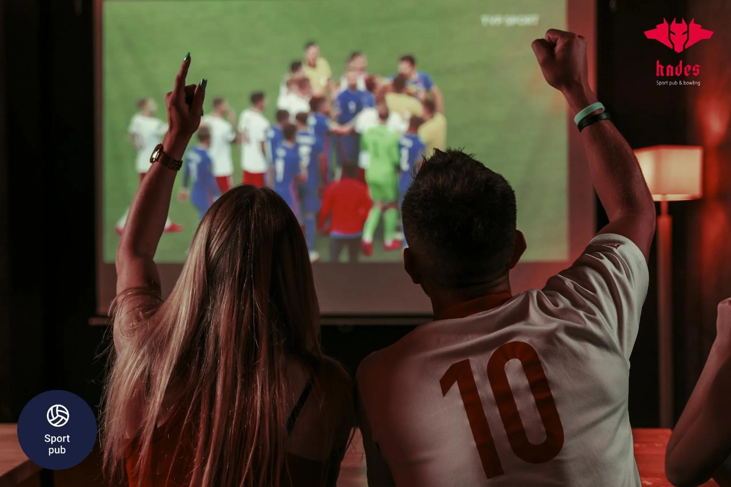 Communal lounge/ TV room in Grape Town Hotel - Park79