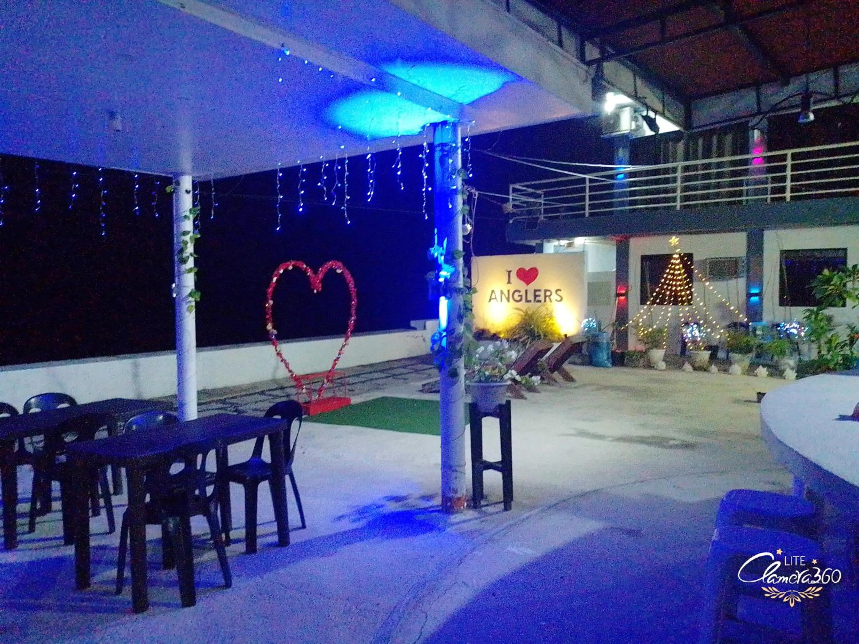 Angler's Hub & Resort Oslob