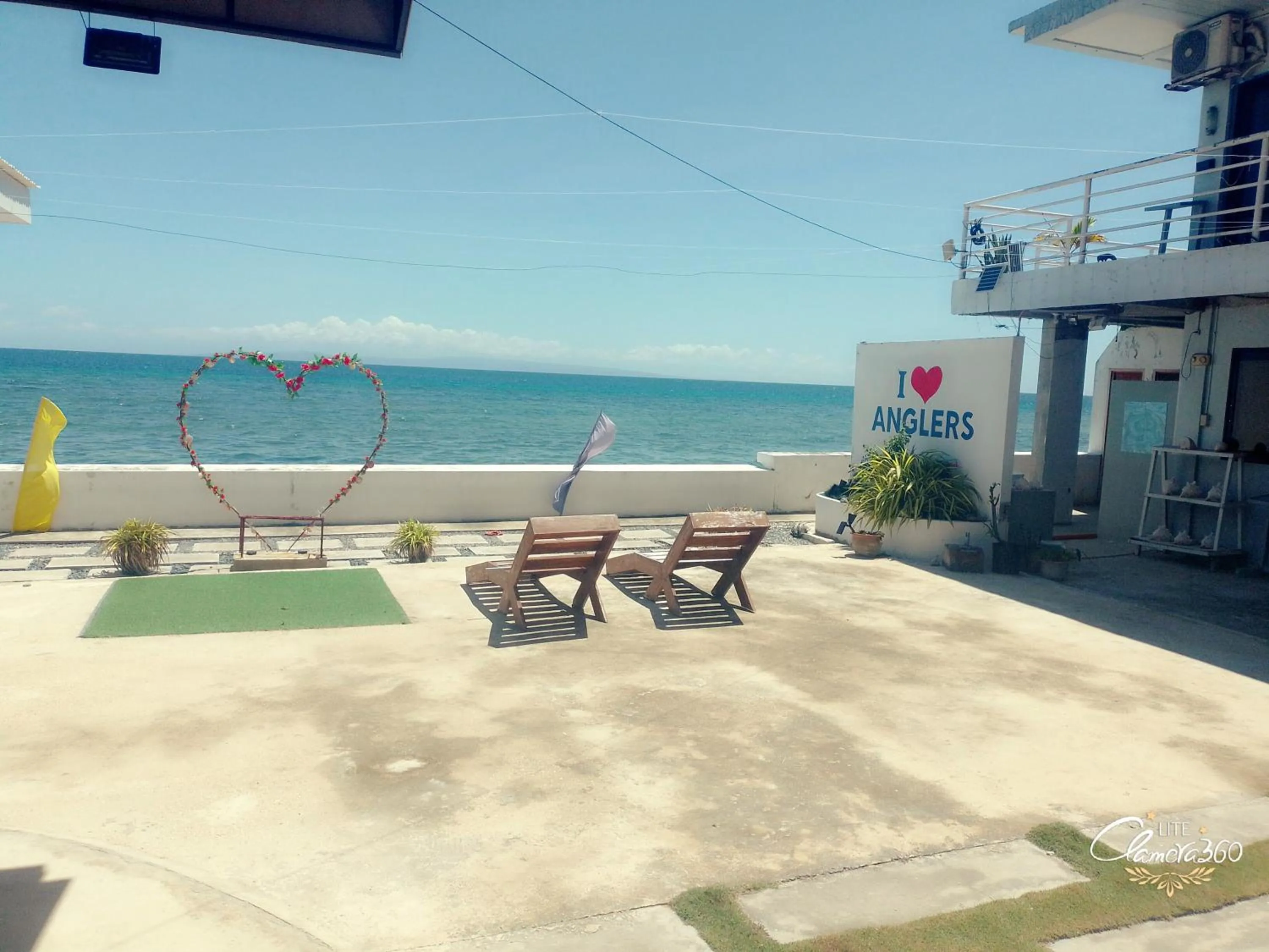 Angler's Hub & Resort Oslob